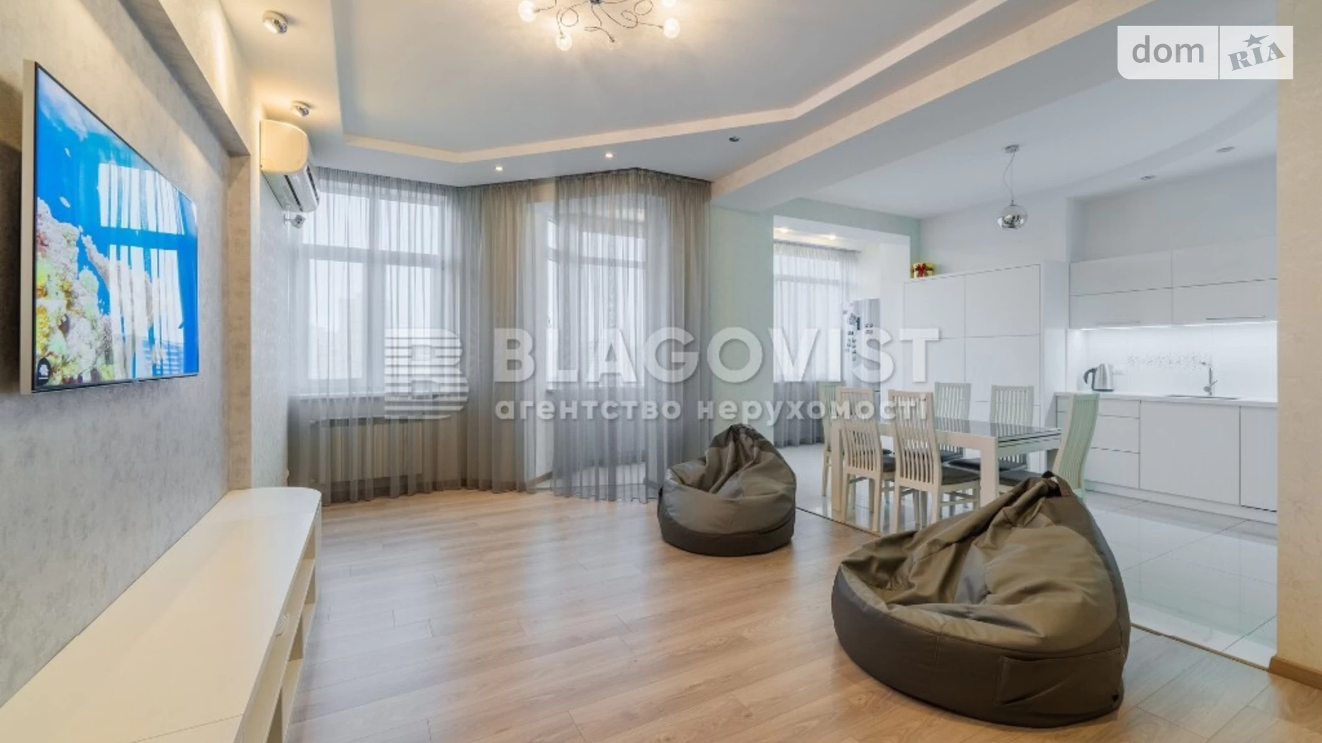 Продается 3-комнатная квартира 105 кв. м в Киеве, ул. Самойло Кошки(Маршала Конева), 12А
