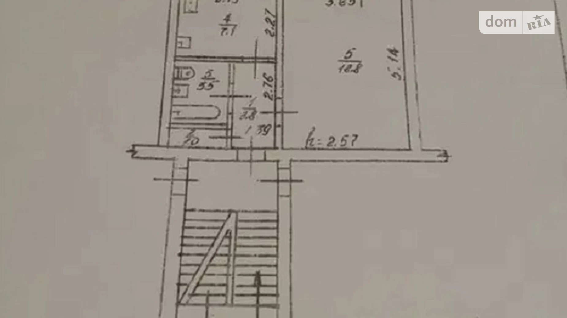 Продається 1-кімнатна квартира 35.3 кв. м у Богданівці, вул. Першотравнева