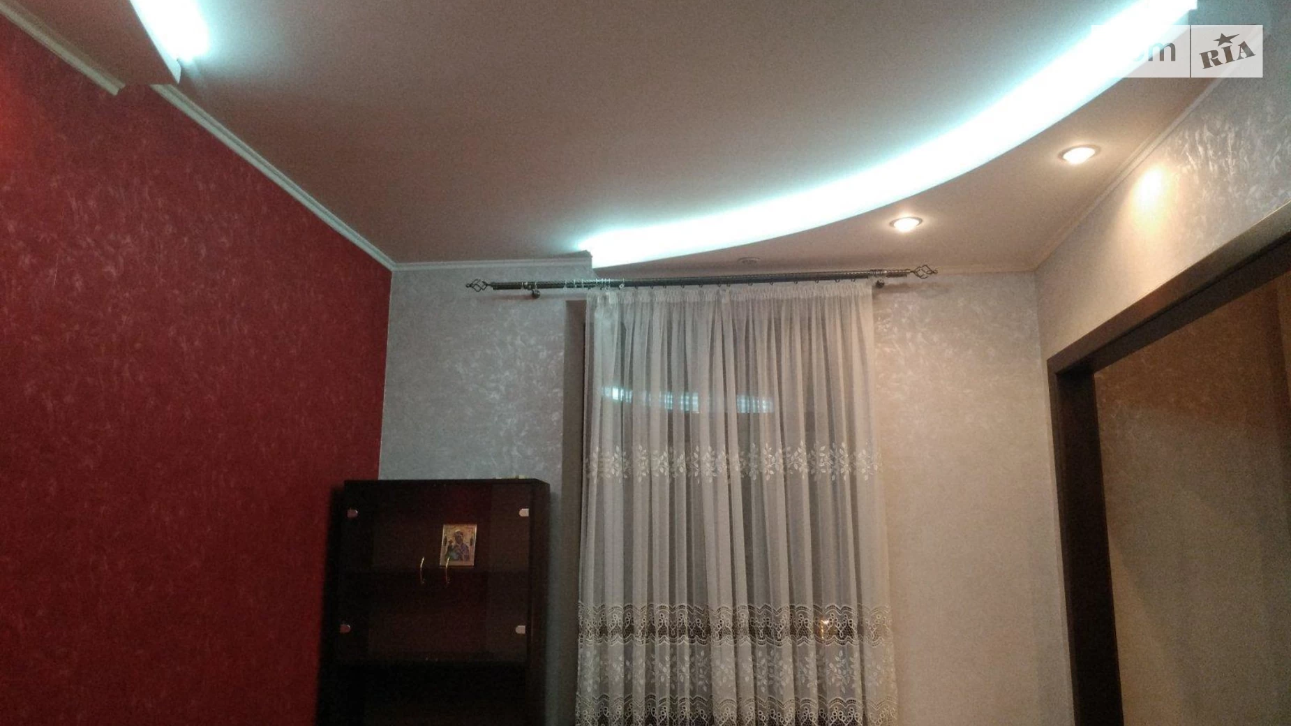 Продается 2-комнатная квартира 49 кв. м в Киеве, ул. Лютеранская, 30