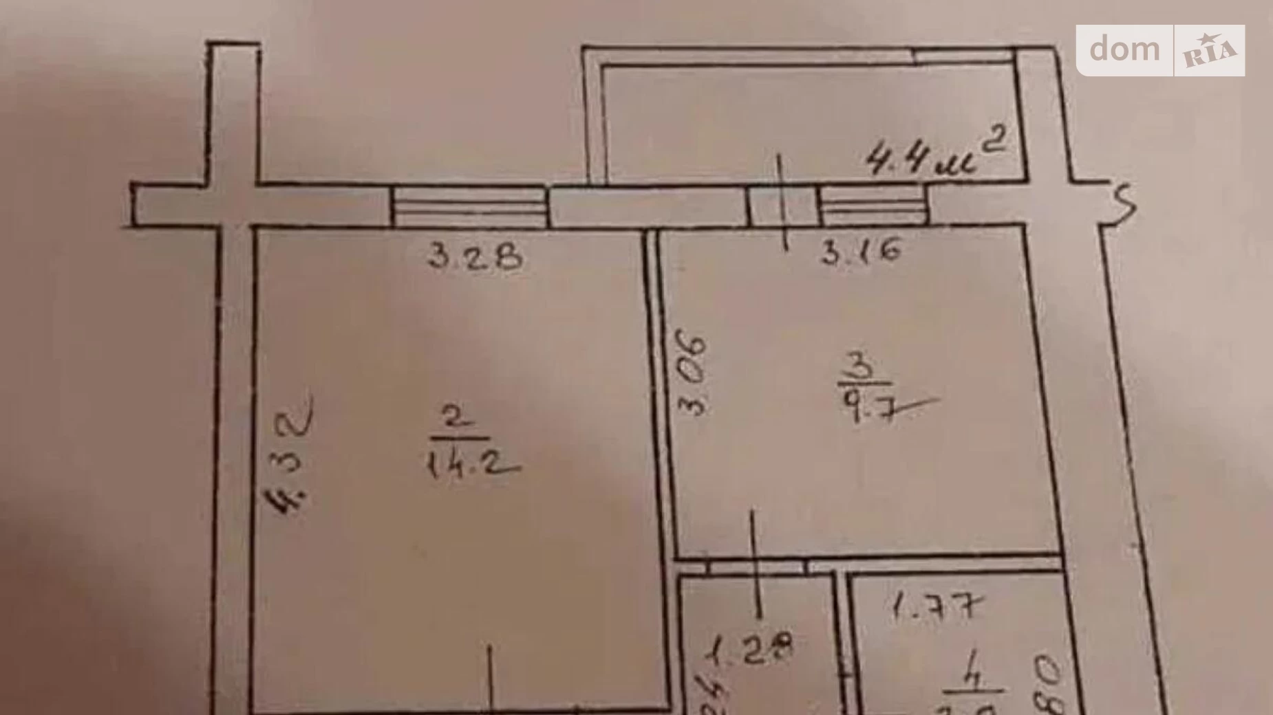 Продается 1-комнатная квартира 55 кв. м в Ивано-Франковске, ул. Вовчинецька, 121