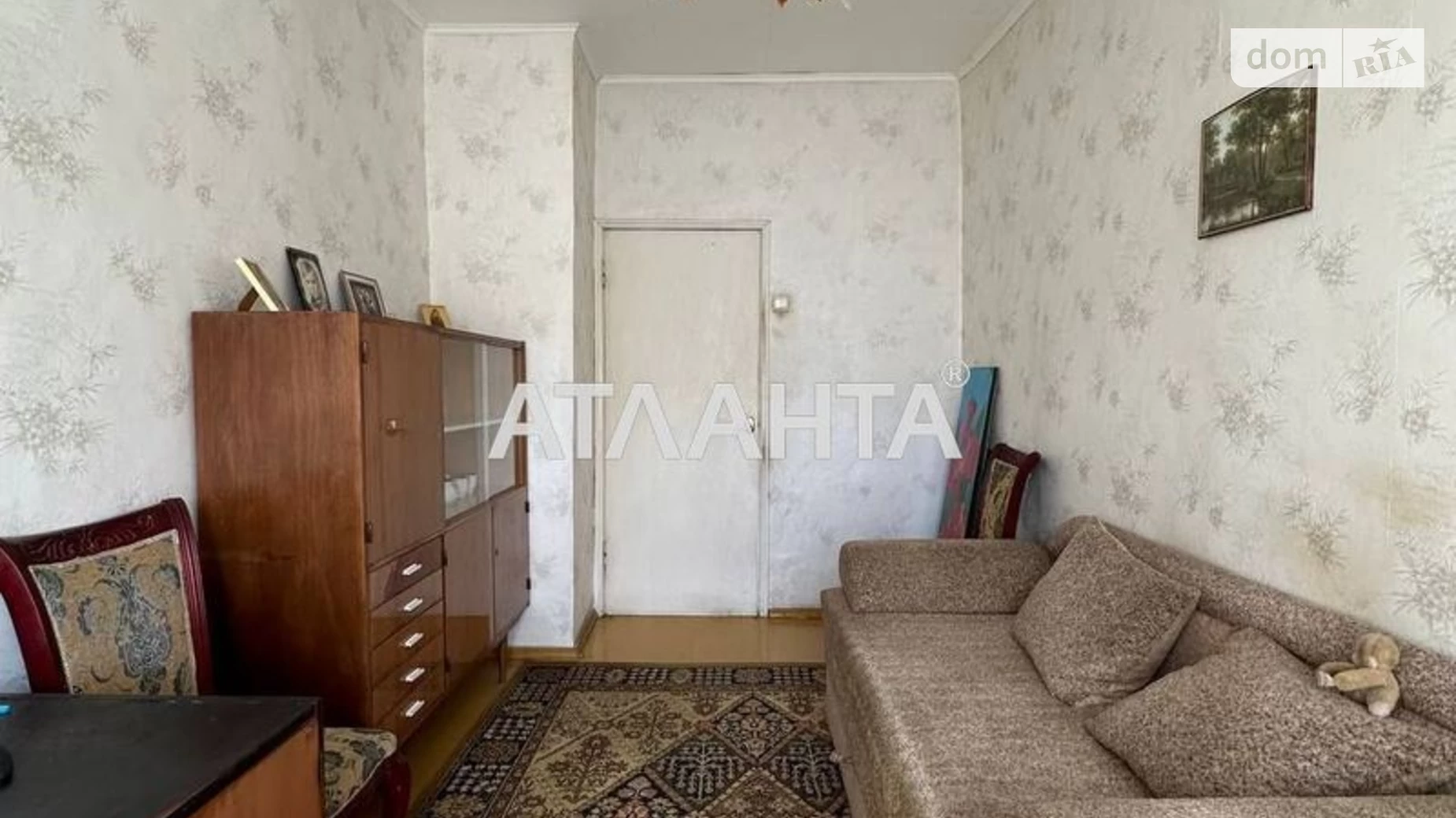 Продається 3-кімнатна квартира 57.7 кв. м у Одесі, просп. Адміральський