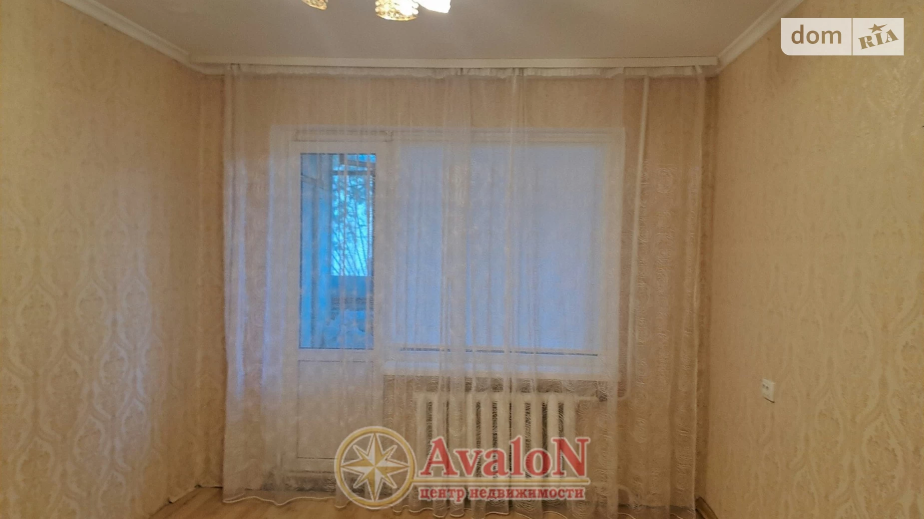 Продается 4-комнатная квартира 90 кв. м в Одессе, ул. Владислава Бувалкина(Генерала Бочарова), 35