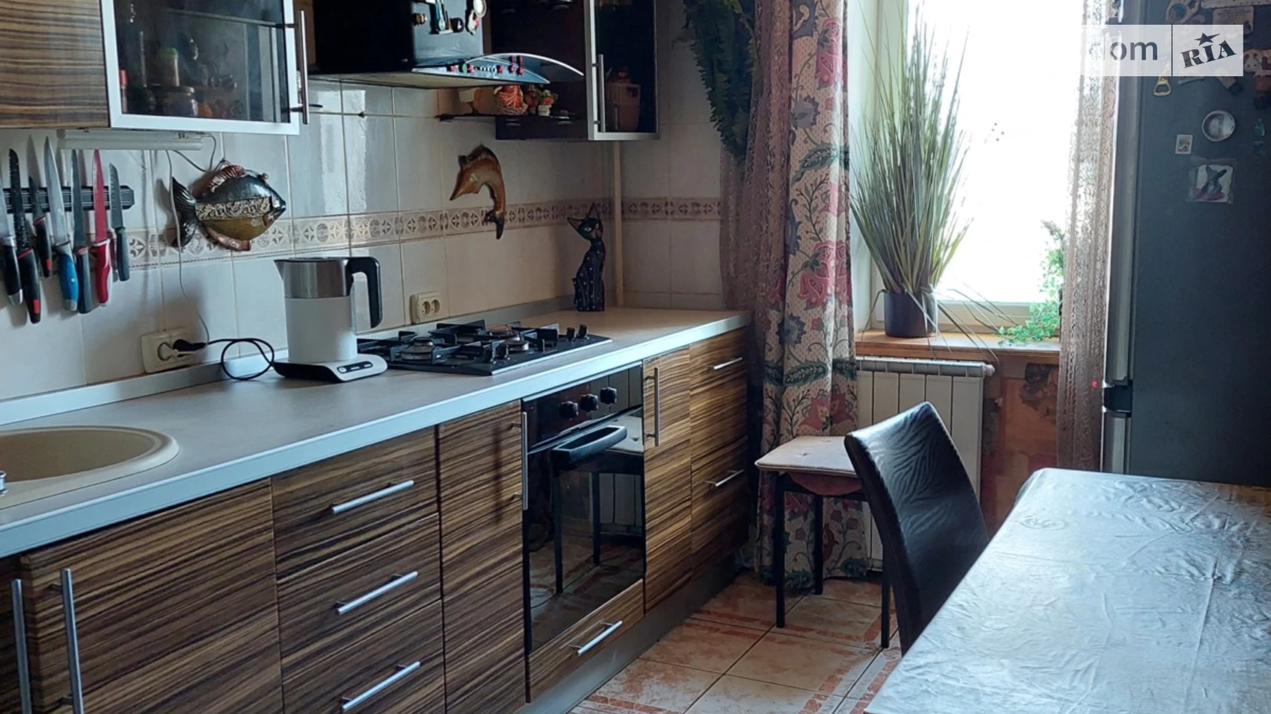 Продается 2-комнатная квартира 53 кв. м в Харькове, просп. Байрона(Героев Сталинграда), 150Б