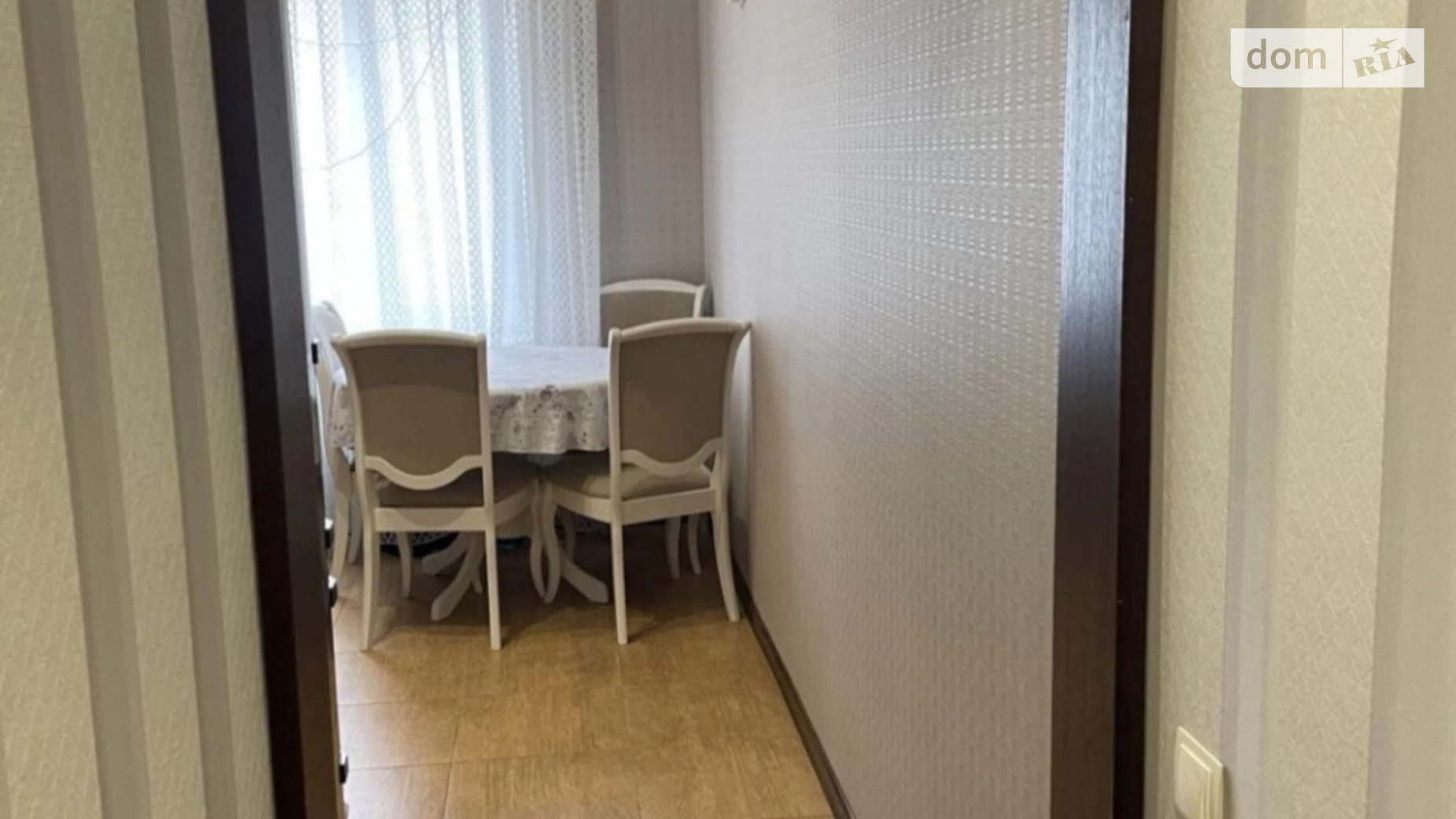 Продається 2-кімнатна квартира 54 кв. м у Одесі, вул. Палія Семена, 97