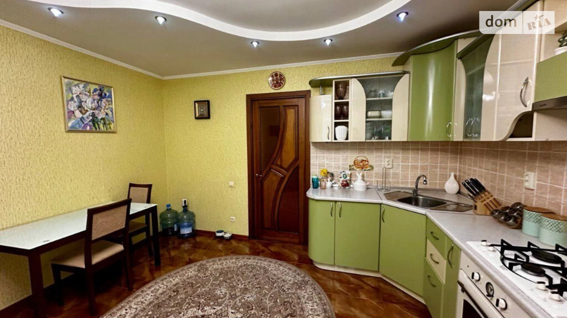 Продается 3-комнатная квартира 125 кв. м в Хмельницком