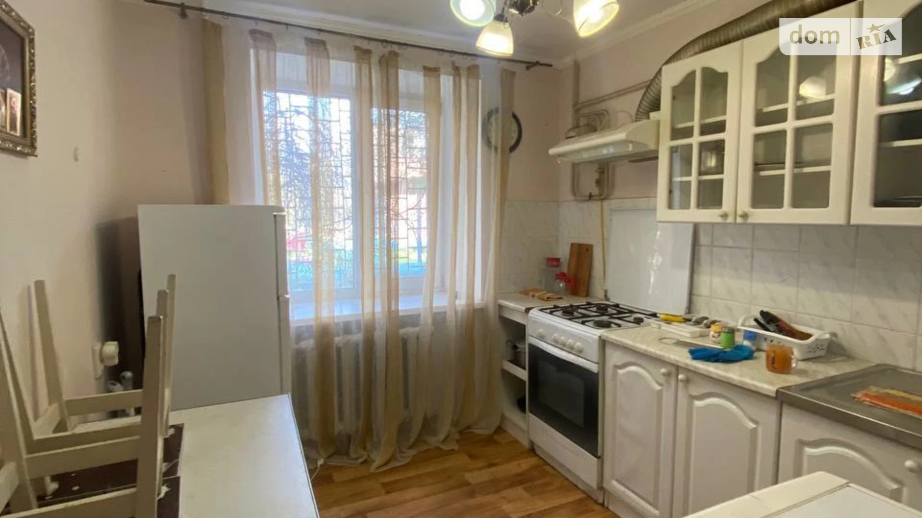 Продается 1-комнатная квартира 38 кв. м в Черноморске, ул. Александрийская