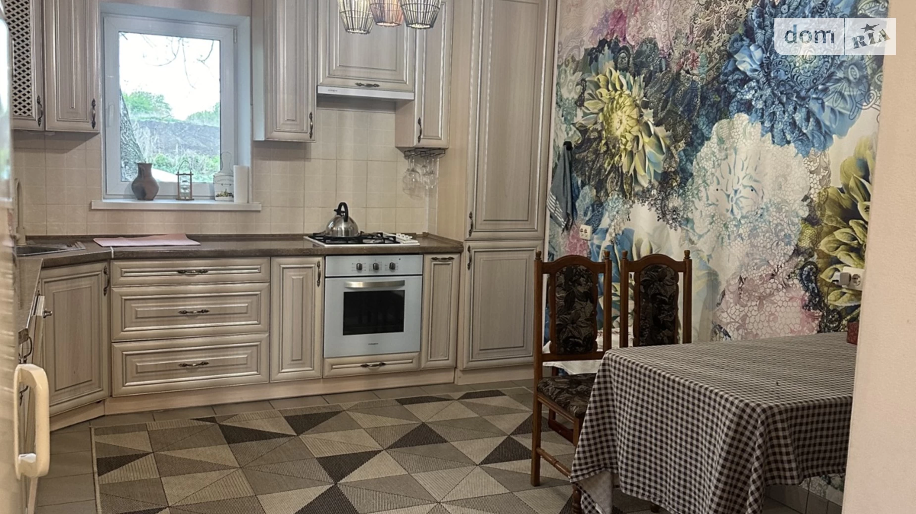 Продается одноэтажный дом 79.2 кв. м с мебелью, ул. Центральная(Комсомольская), 36