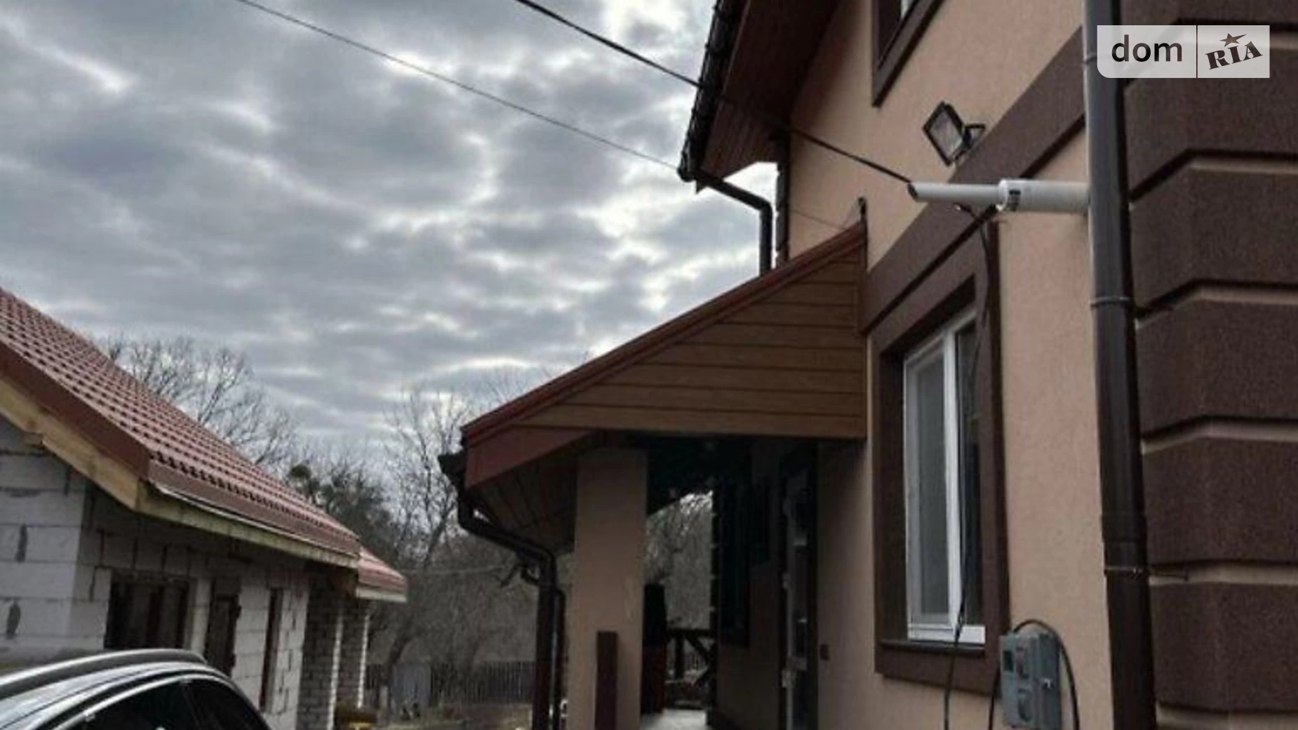 Продається будинок 2 поверховий 150 кв. м з каміном, вул. Садова