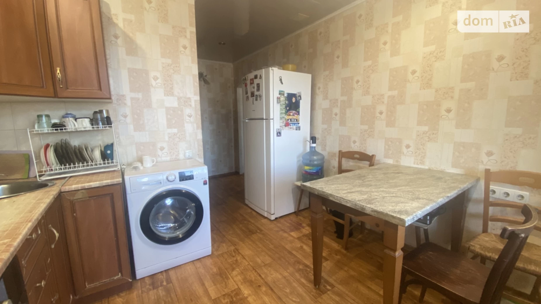 Продается 2-комнатная квартира 54 кв. м в Днепре, пер. Парусный, 9