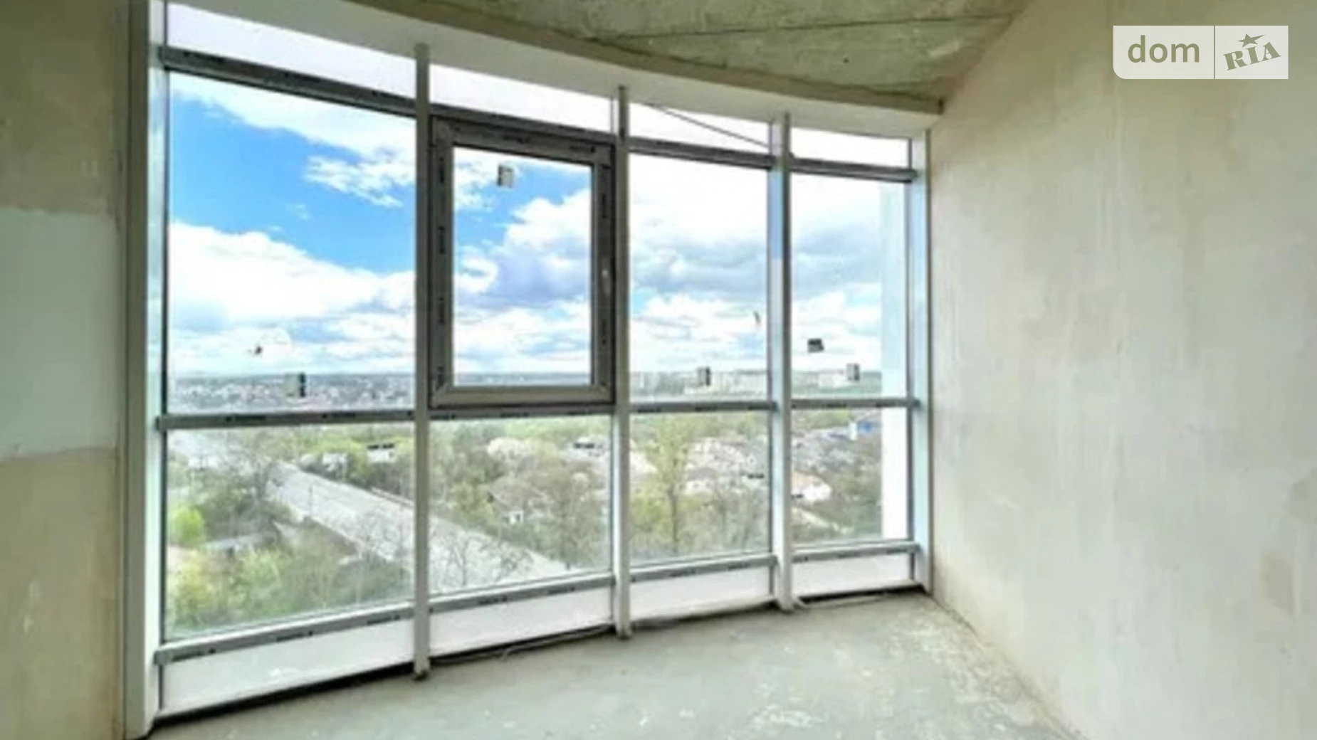 Продается 3-комнатная квартира 95 кв. м в Ивано-Франковске, ул. Ивасюка, 82 - фото 3
