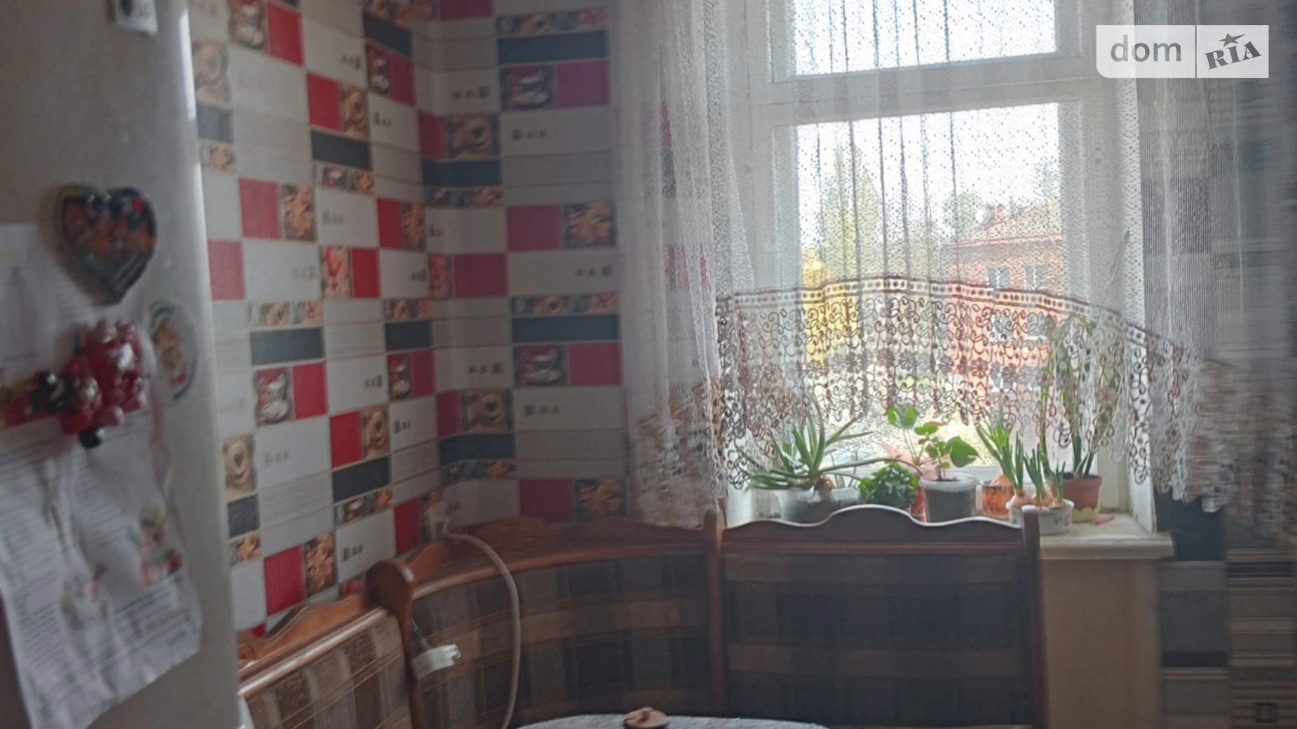 Продается 3-комнатная квартира 61 кв. м в Хмельницком, ул. Деповская