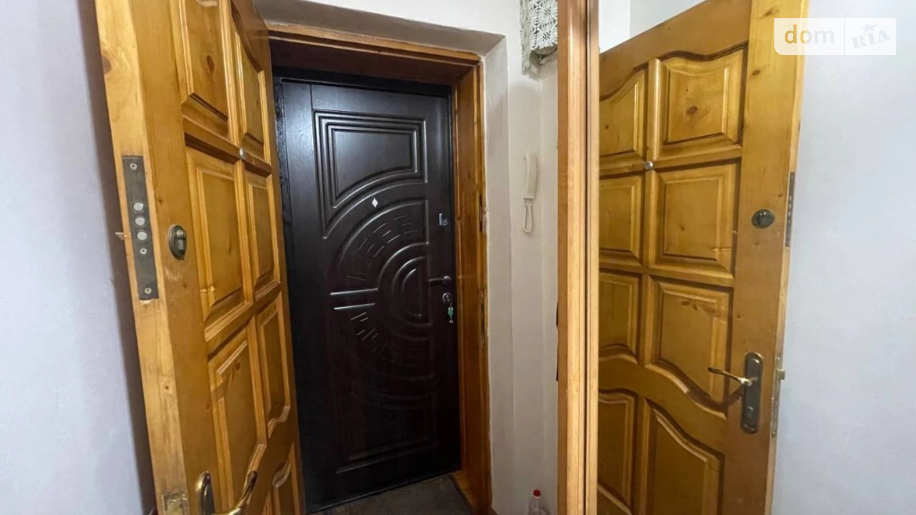 Продается 1-комнатная квартира 31 кв. м в Ивано-Франковске, ул. Коновальца Евгения, 109 - фото 3
