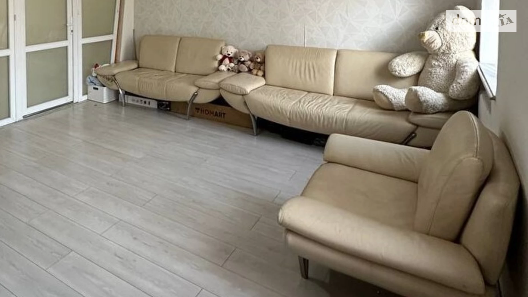 Продается 3-комнатная квартира 91.2 кв. м в Одессе, ул. Космонавтов