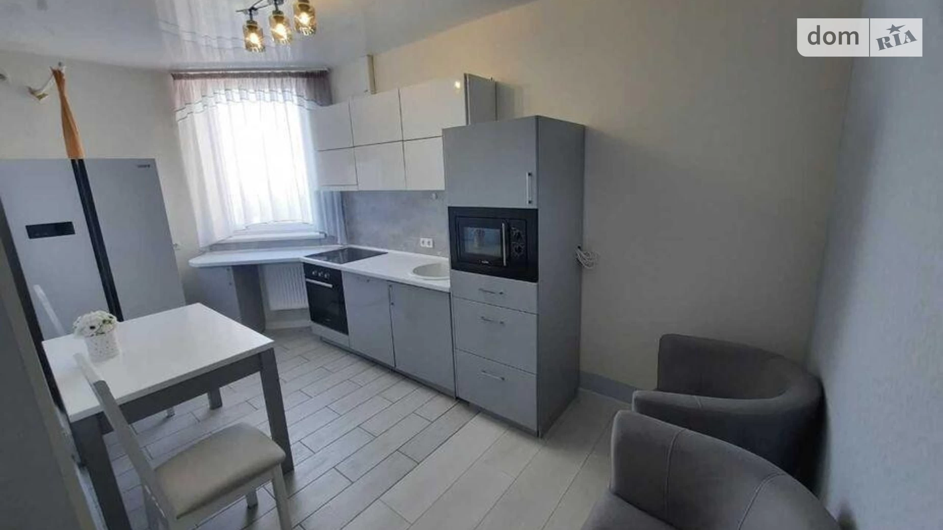 Продается 1-комнатная квартира 43 кв. м в Киеве, ул. Юлии Здановской(Михаила Ломоносова), 34Б - фото 2