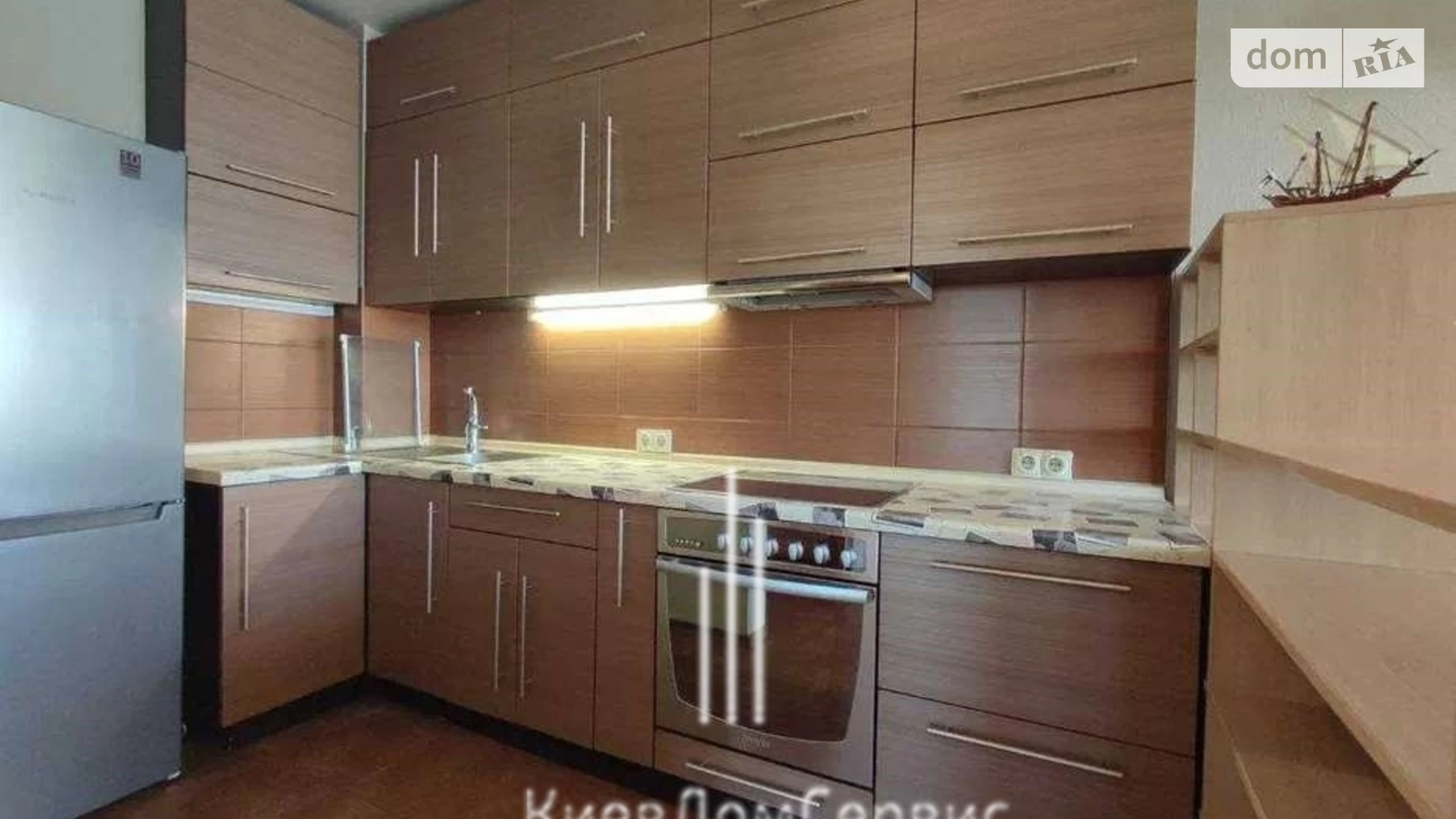 Продается 1-комнатная квартира 48 кв. м в Киеве, бул. Вацлава Гавела, 7В