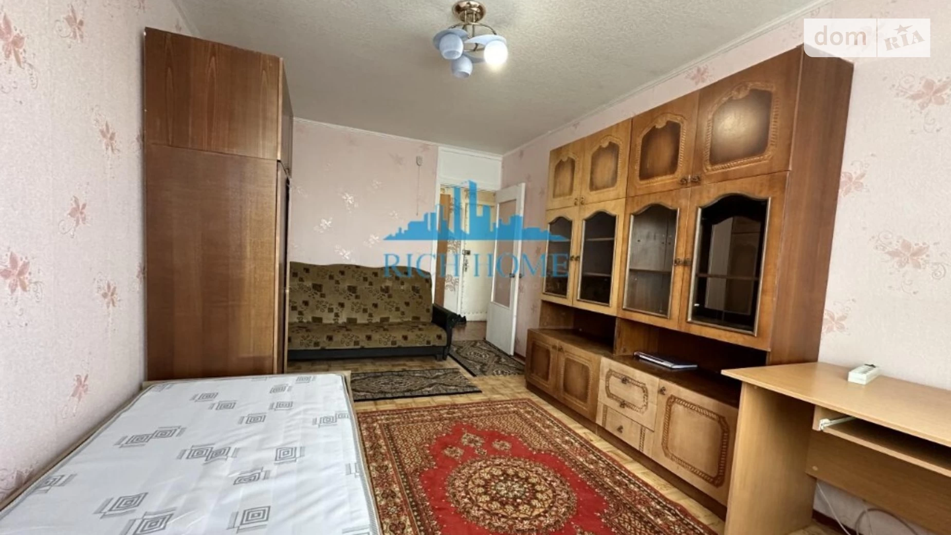 Продается 1-комнатная квартира 34 кв. м в Киеве, ул. Радужная, 20 - фото 2
