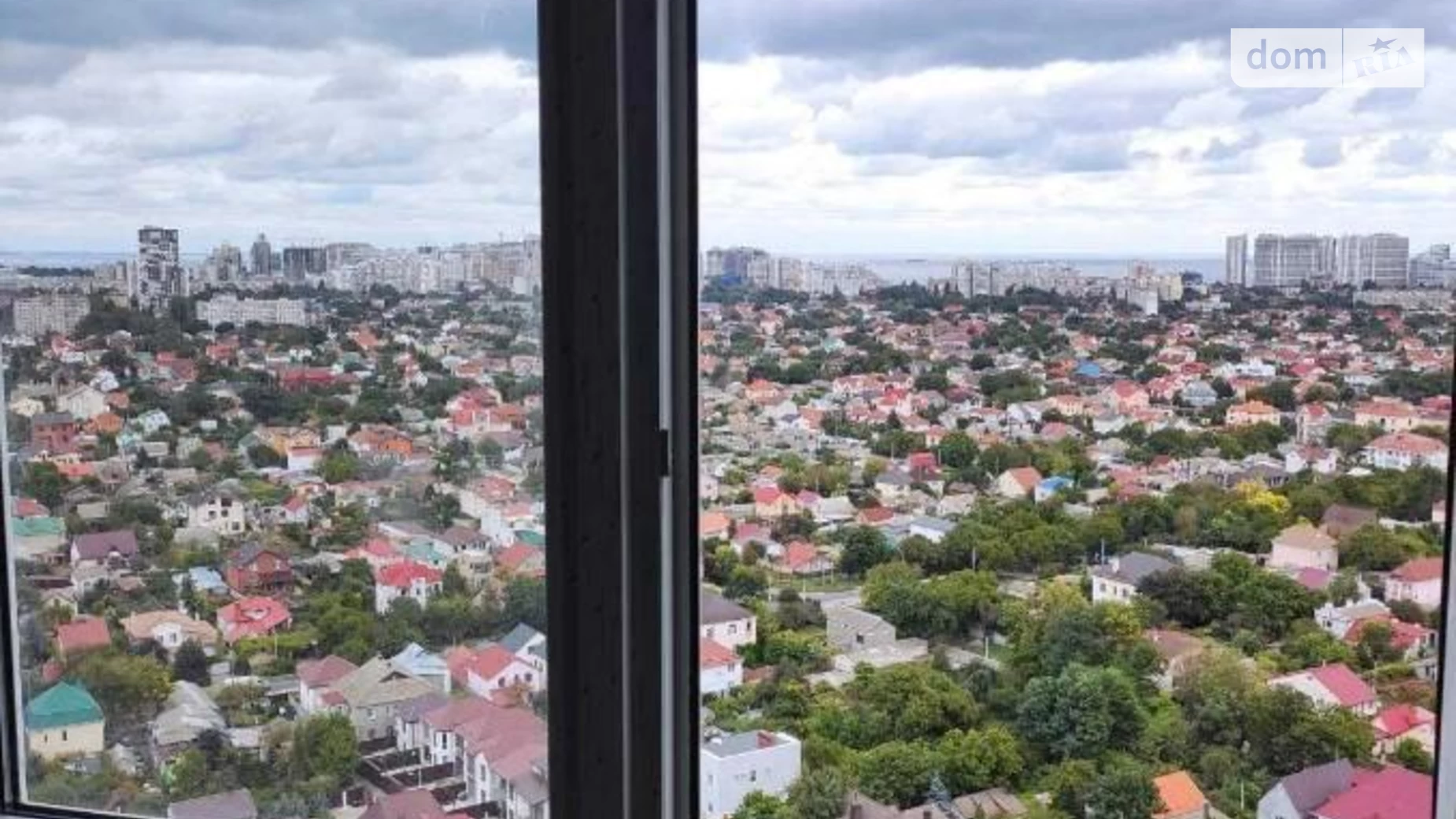 Продается 2-комнатная квартира 63 кв. м в Одессе, ул. Жаботинского, 54А - фото 2
