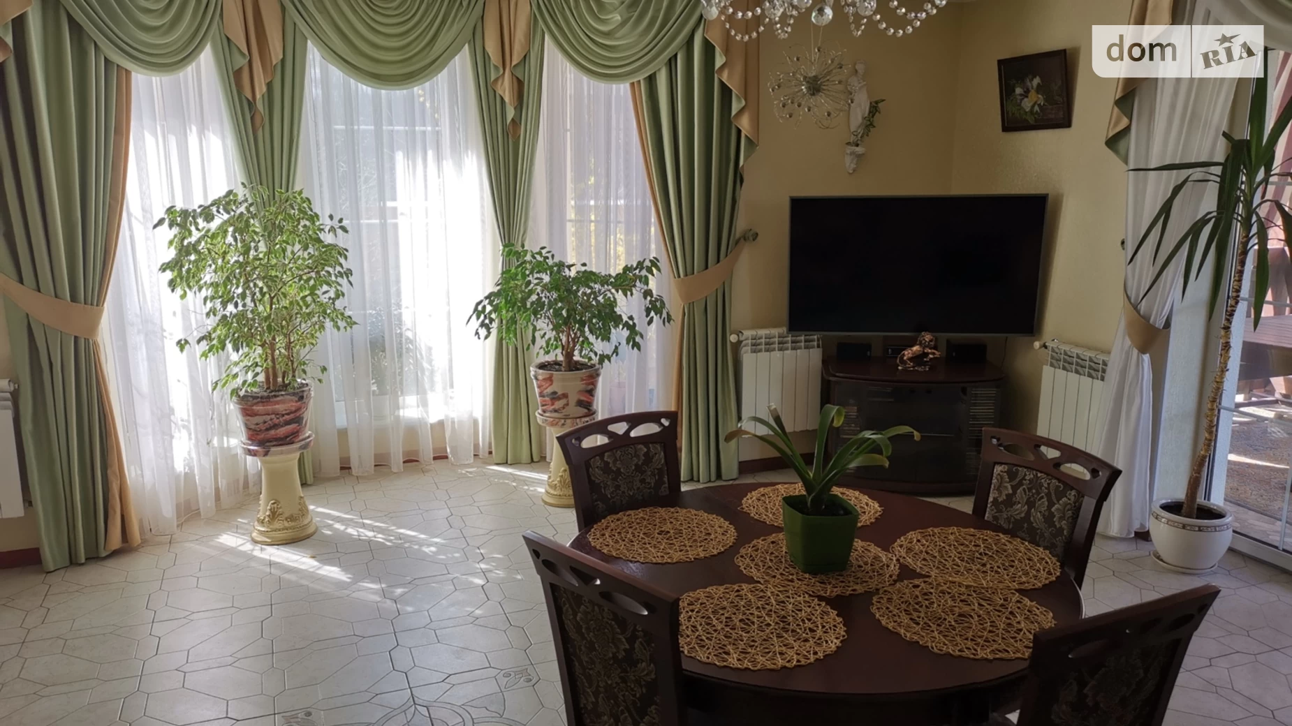 Продается дом на 2 этажа 236 кв. м с верандой, цена: 260000 $ - фото 4