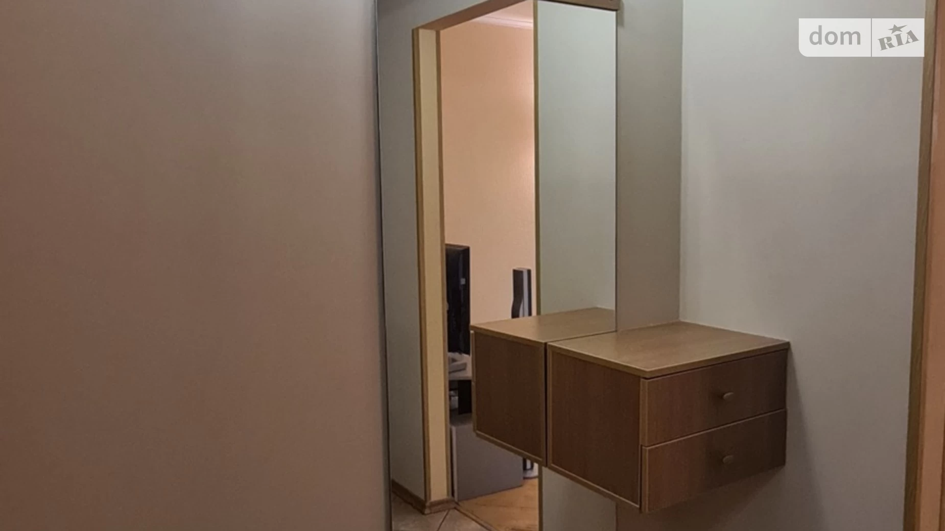 Продается 4-комнатная квартира 103 кв. м в Киеве