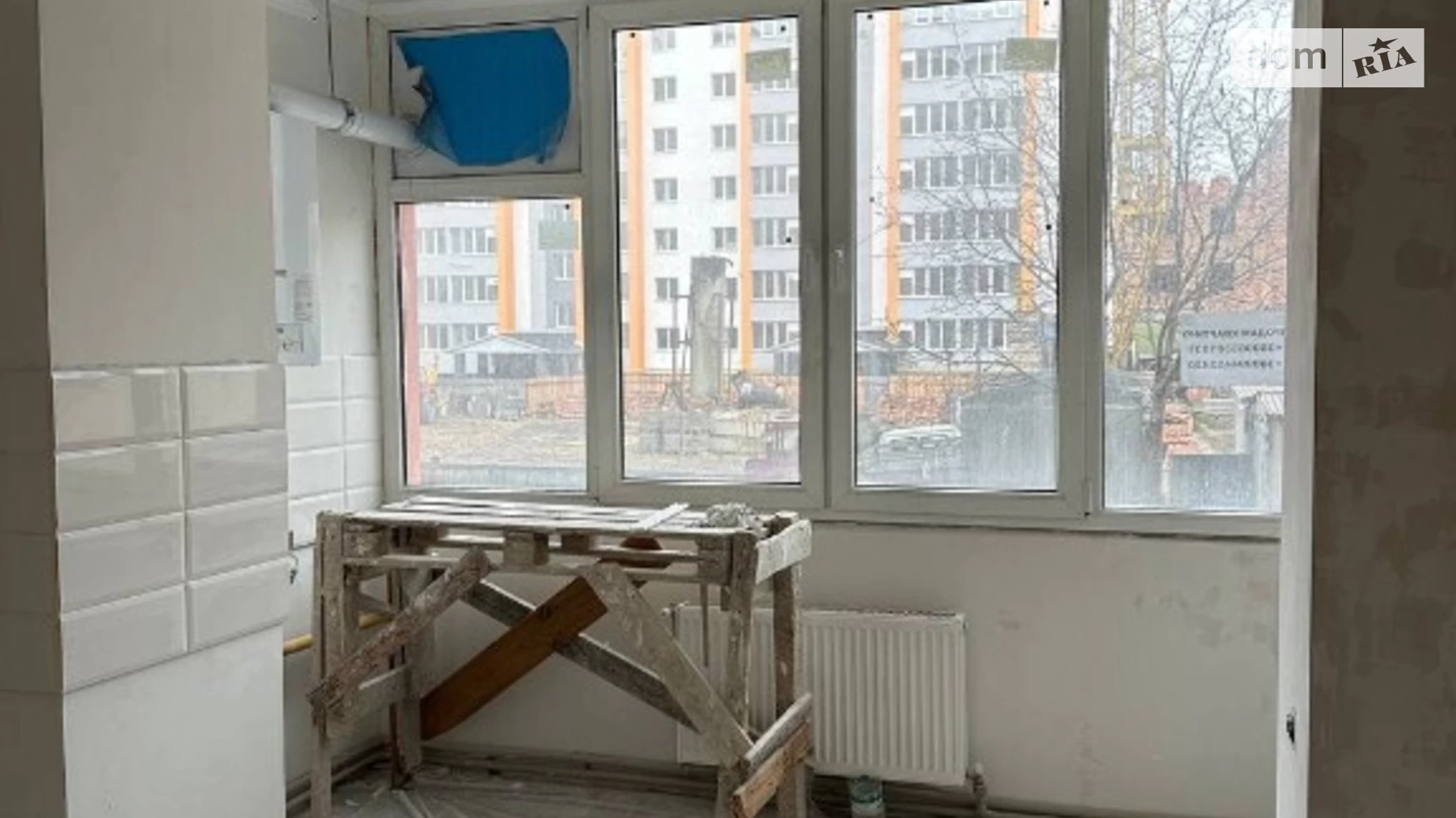 Продается 2-комнатная квартира 70 кв. м в Ивано-Франковске, ул. Химиков, 31 - фото 3