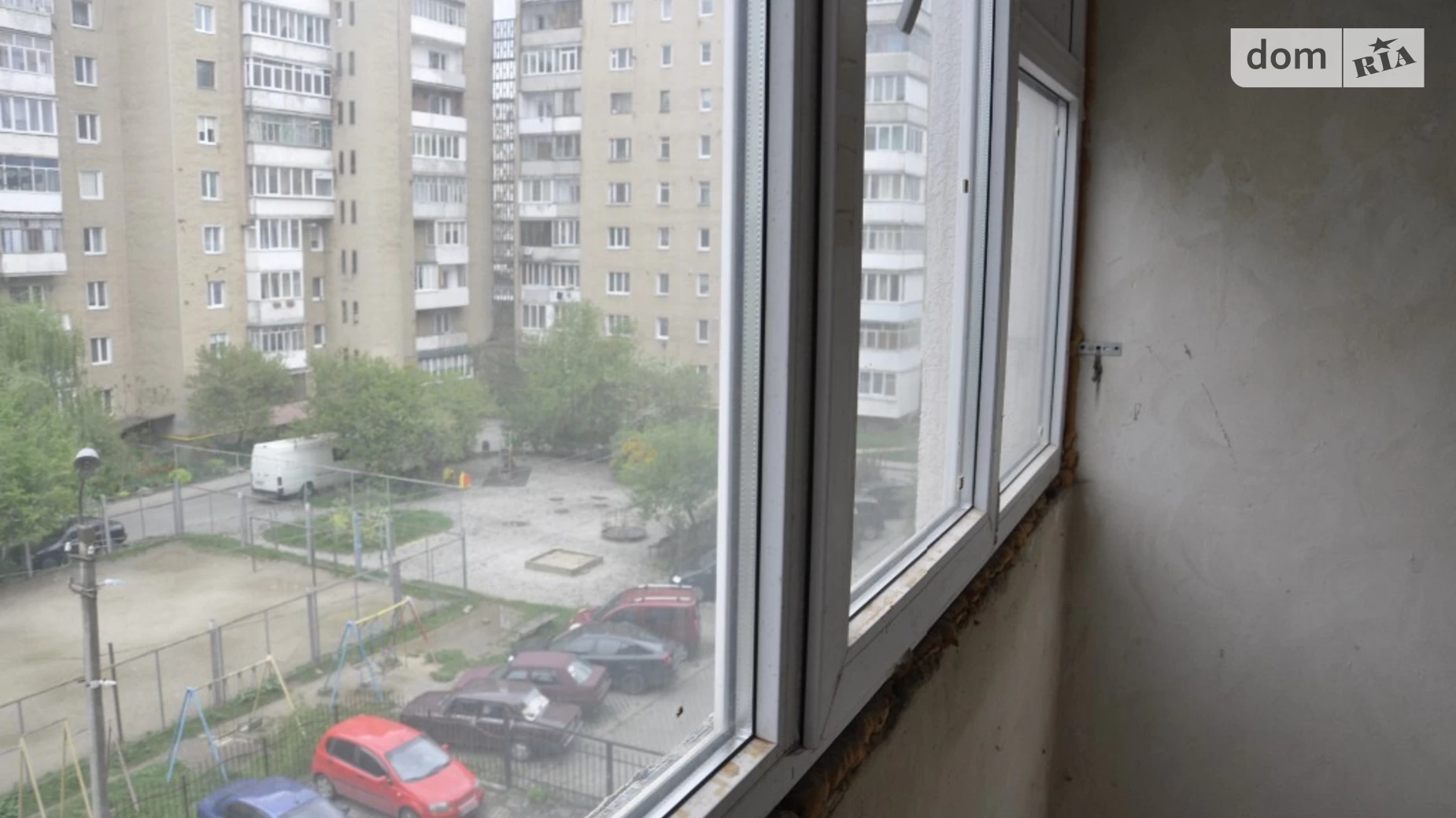 Продается 3-комнатная квартира 90 кв. м в Ивано-Франковске, ул. Кисилевской А., 42А