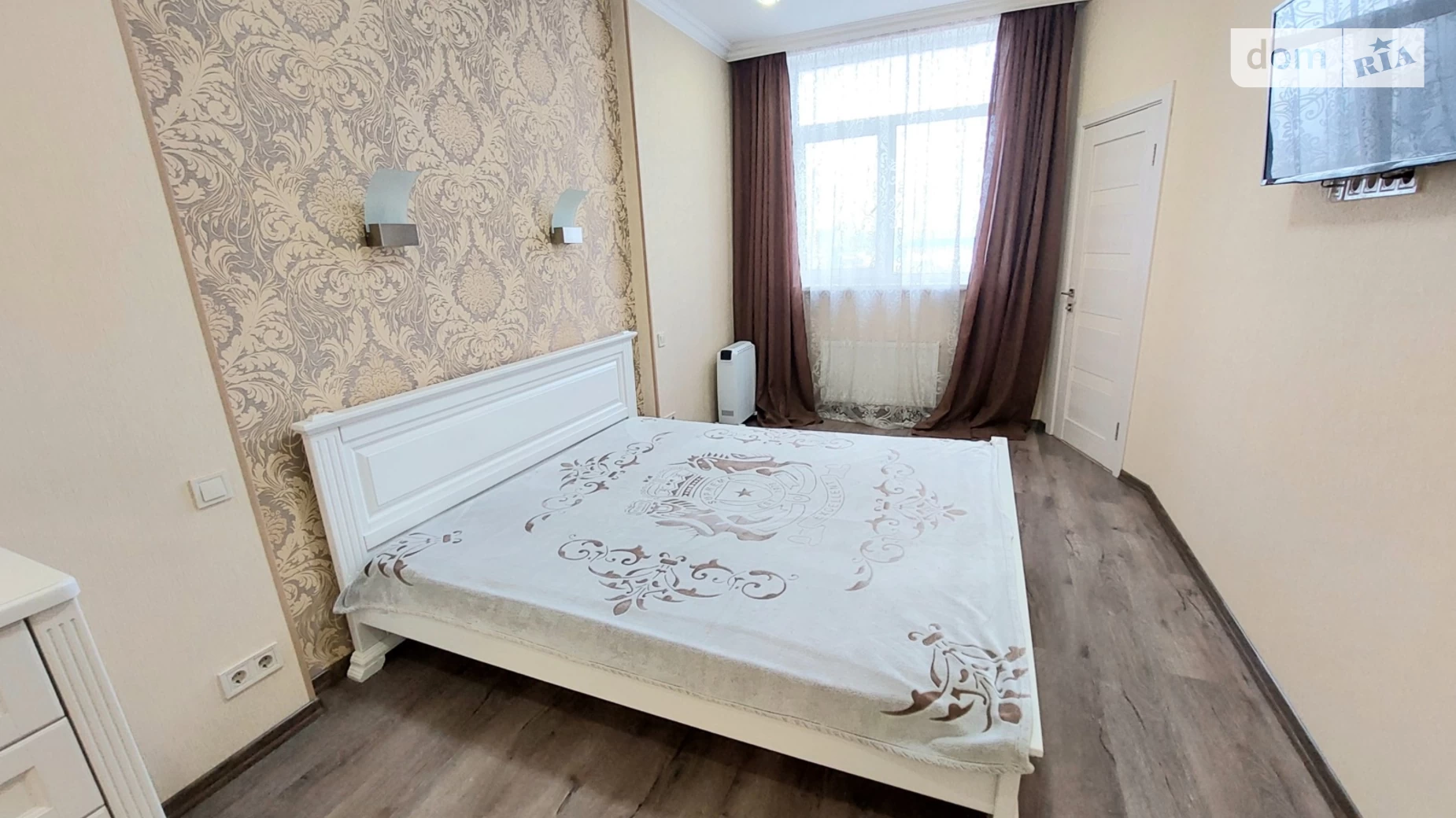 Сдается в аренду 2-комнатная квартира 80 кв. м в Киеве, ул. Жилянская, 118 - фото 2