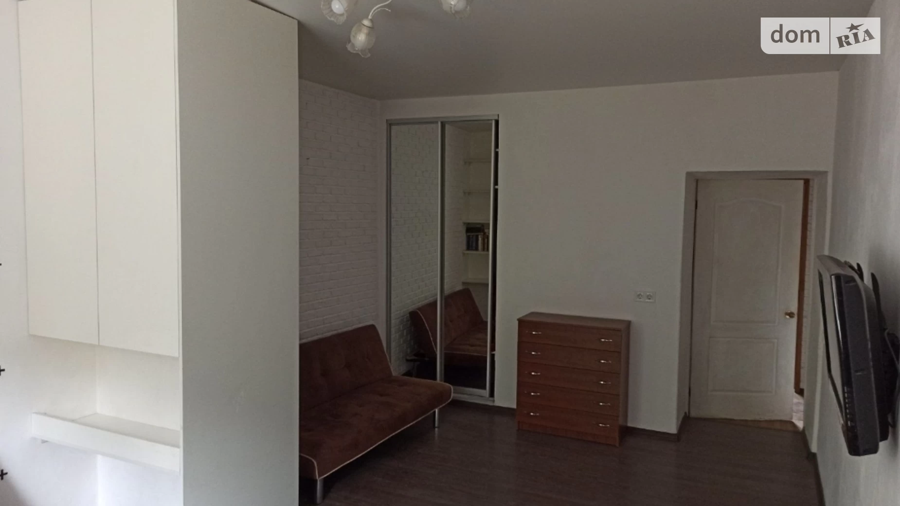 Продается 2-комнатная квартира 54 кв. м в Одессе, ул. Прохоровская