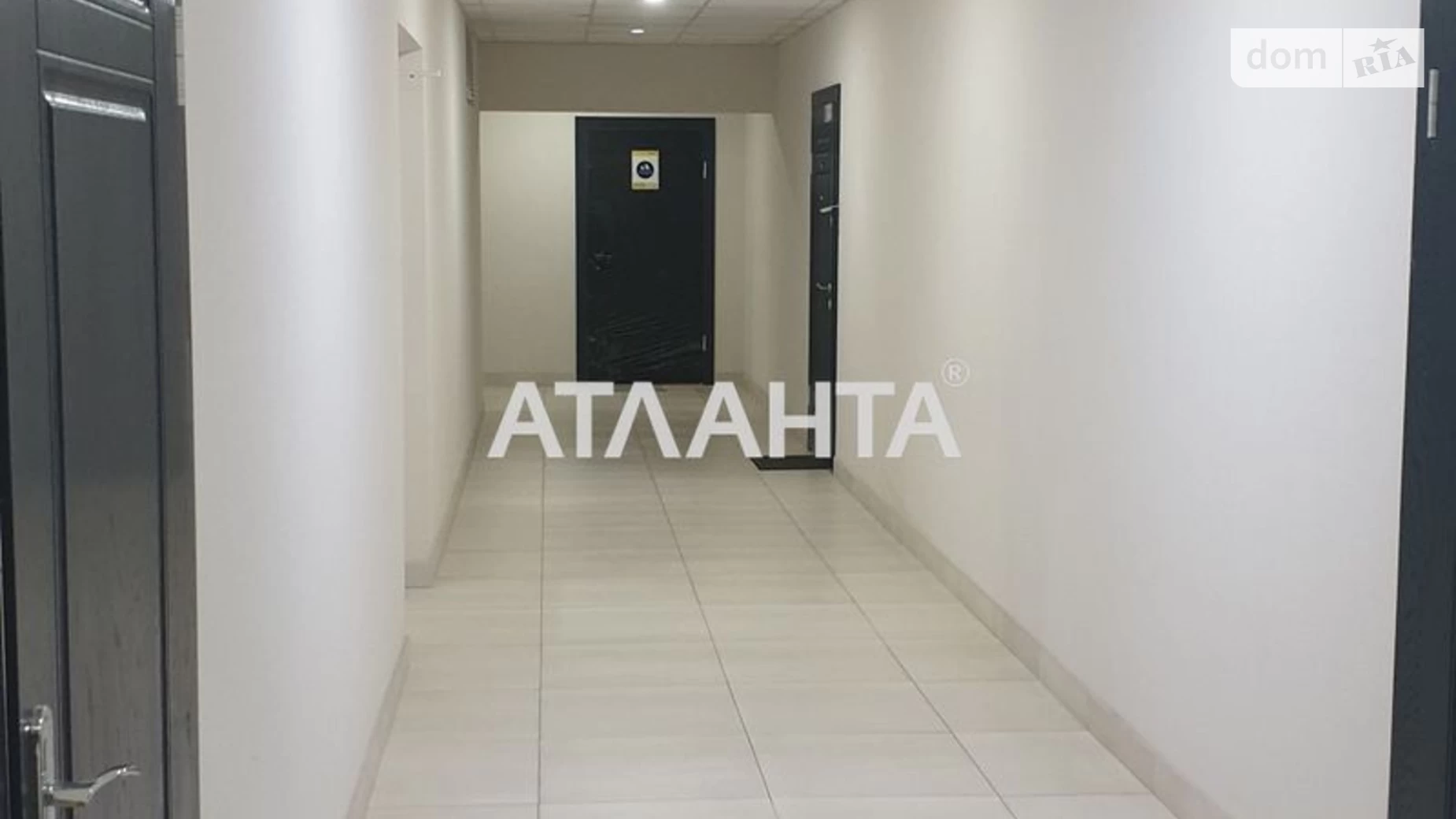 Продається 2-кімнатна квартира 65 кв. м у Одесі, вул. Толбухіна, 135Е