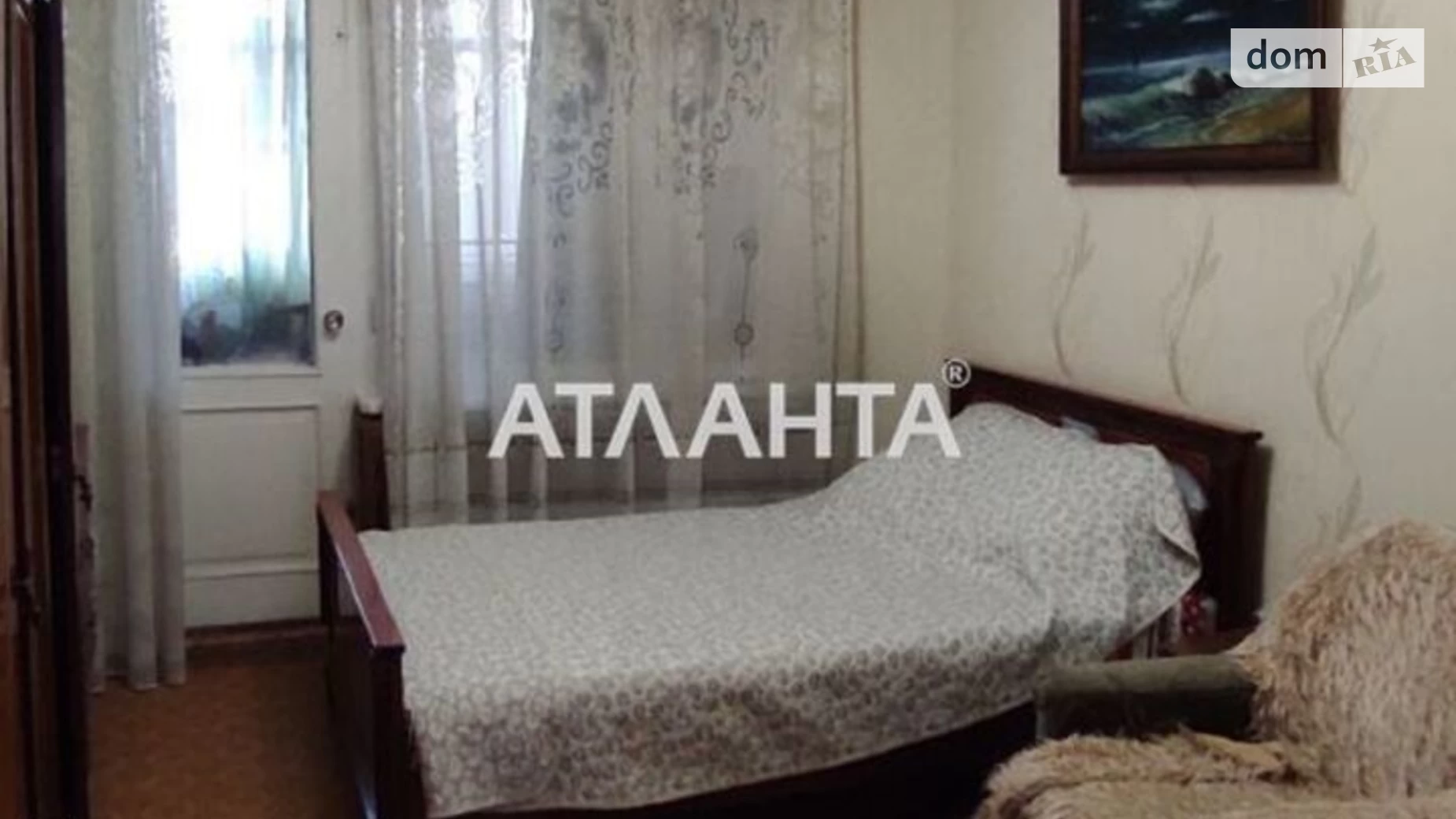 Продається 3-кімнатна квартира 65.2 кв. м у Одесі, вул. Люстдорфська дорога