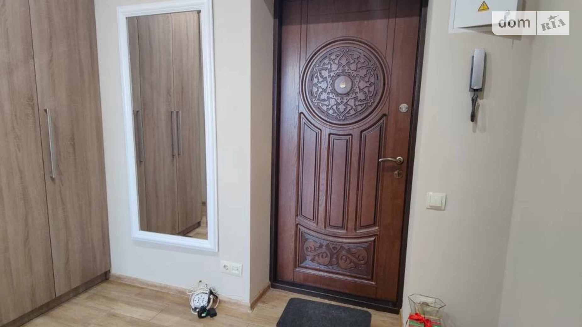 Продается 1-комнатная квартира 50 кв. м в Львове, ул. Колодзинского - фото 3