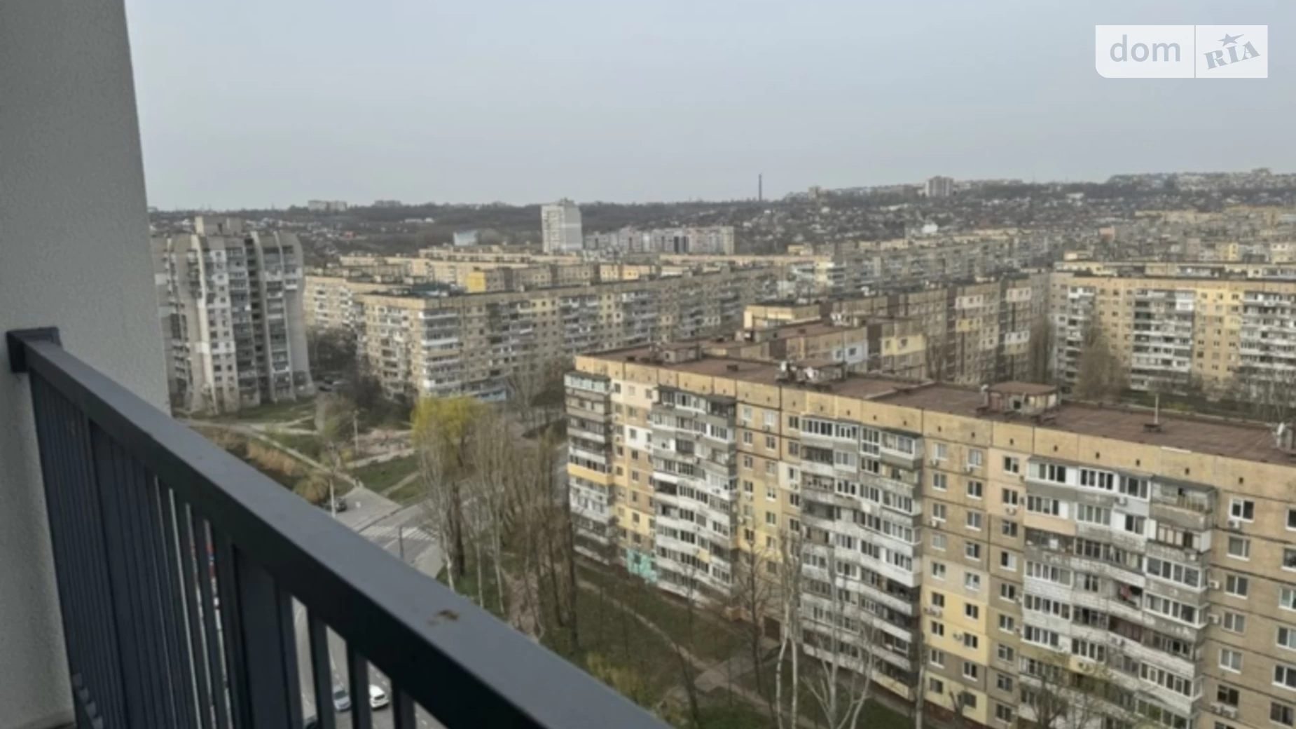 Продается 2-комнатная квартира 70 кв. м в Днепре, пер. Добровольцев, 3