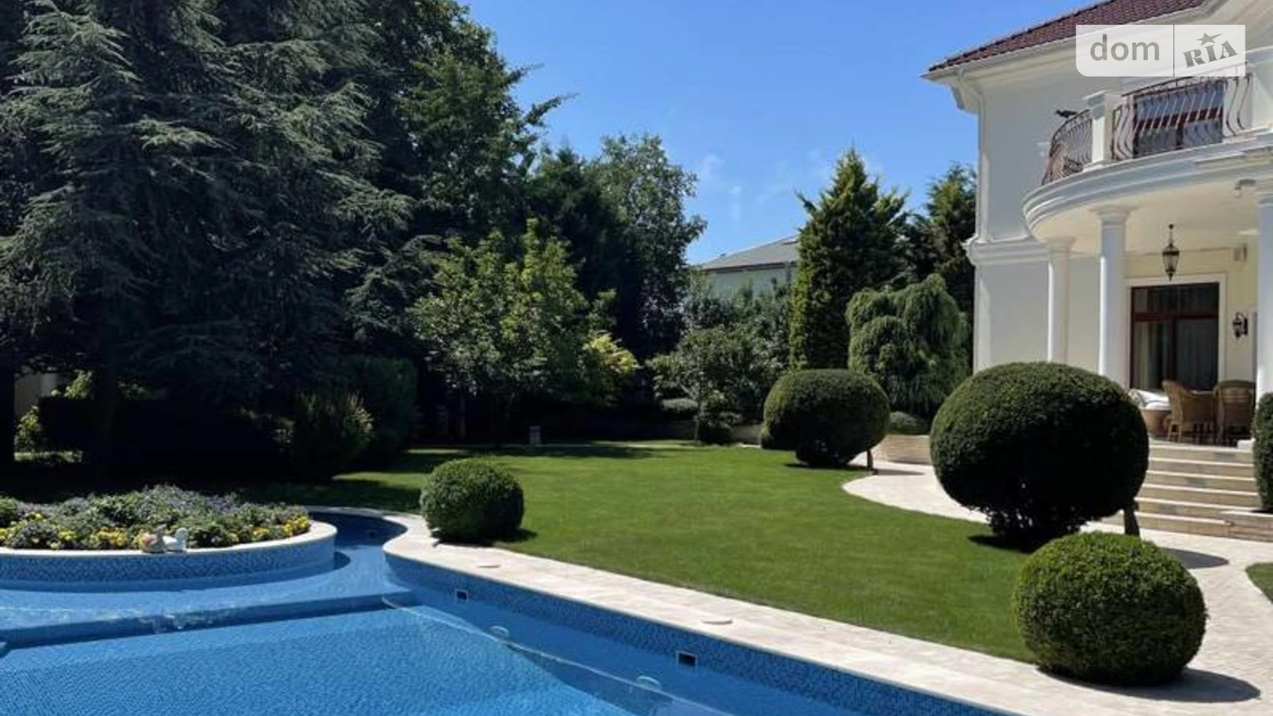 Продается дом на 3 этажа 473.4 кв. м с камином, цена: 2300000 $ - фото 2