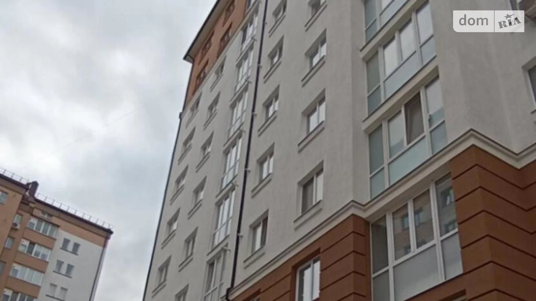 Продается 2-комнатная квартира 67.4 кв. м в Ивано-Франковске