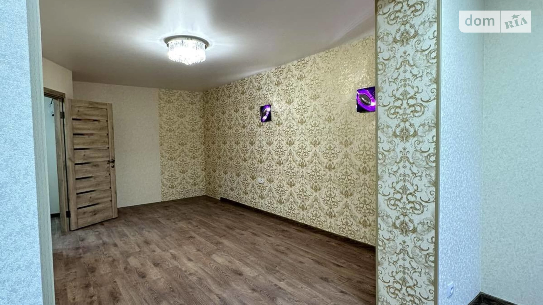 Продается 1-комнатная квартира 42 кв. м в Хмельницком, ул. Проскуровского Подполья