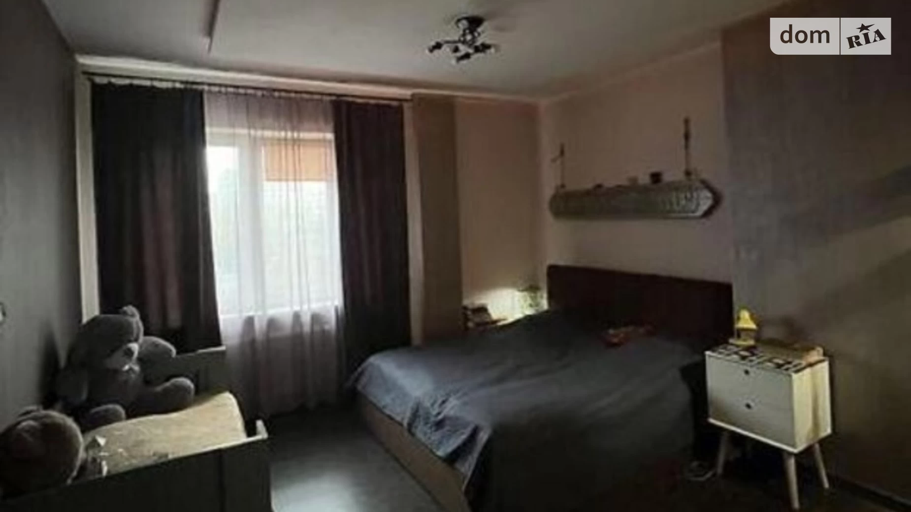 Продается 2-комнатная квартира 78 кв. м в Киеве, ул. Дегтяревская, 25