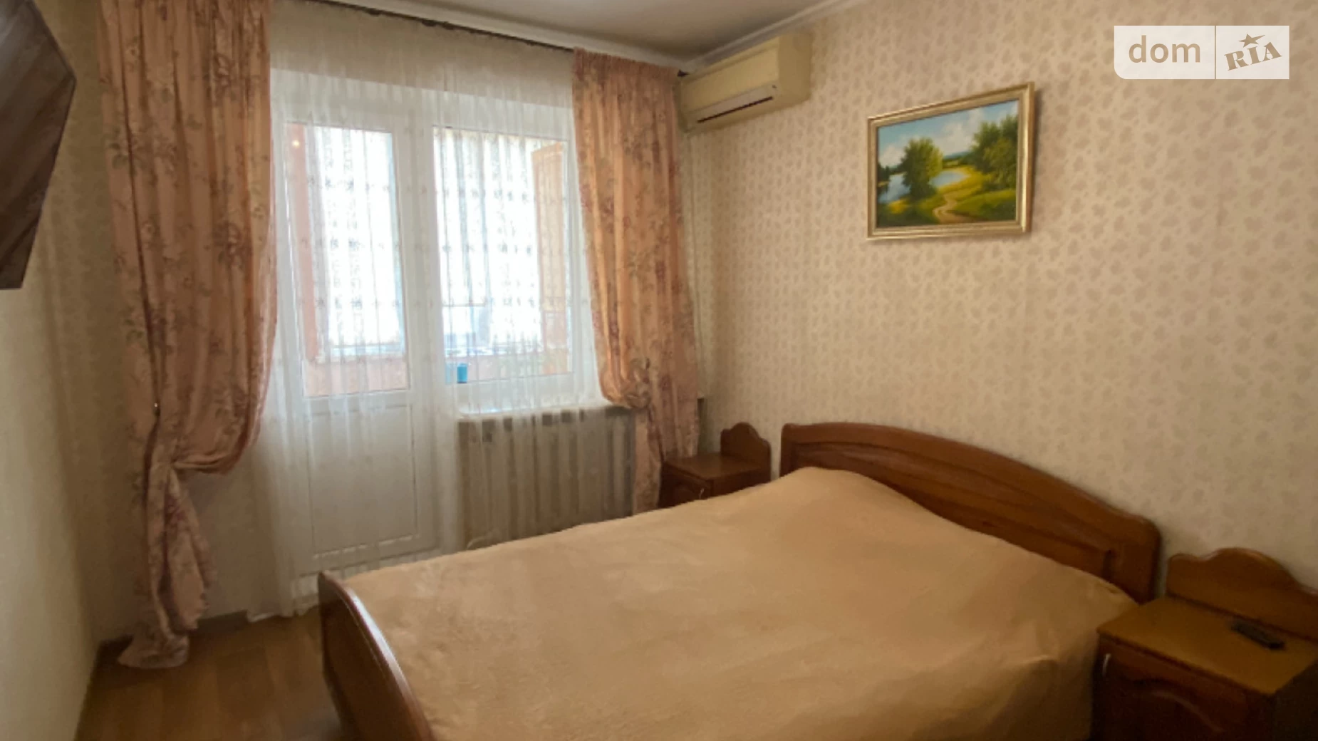 Продается 3-комнатная квартира 63 кв. м в Днепре, мас. Мануйловский