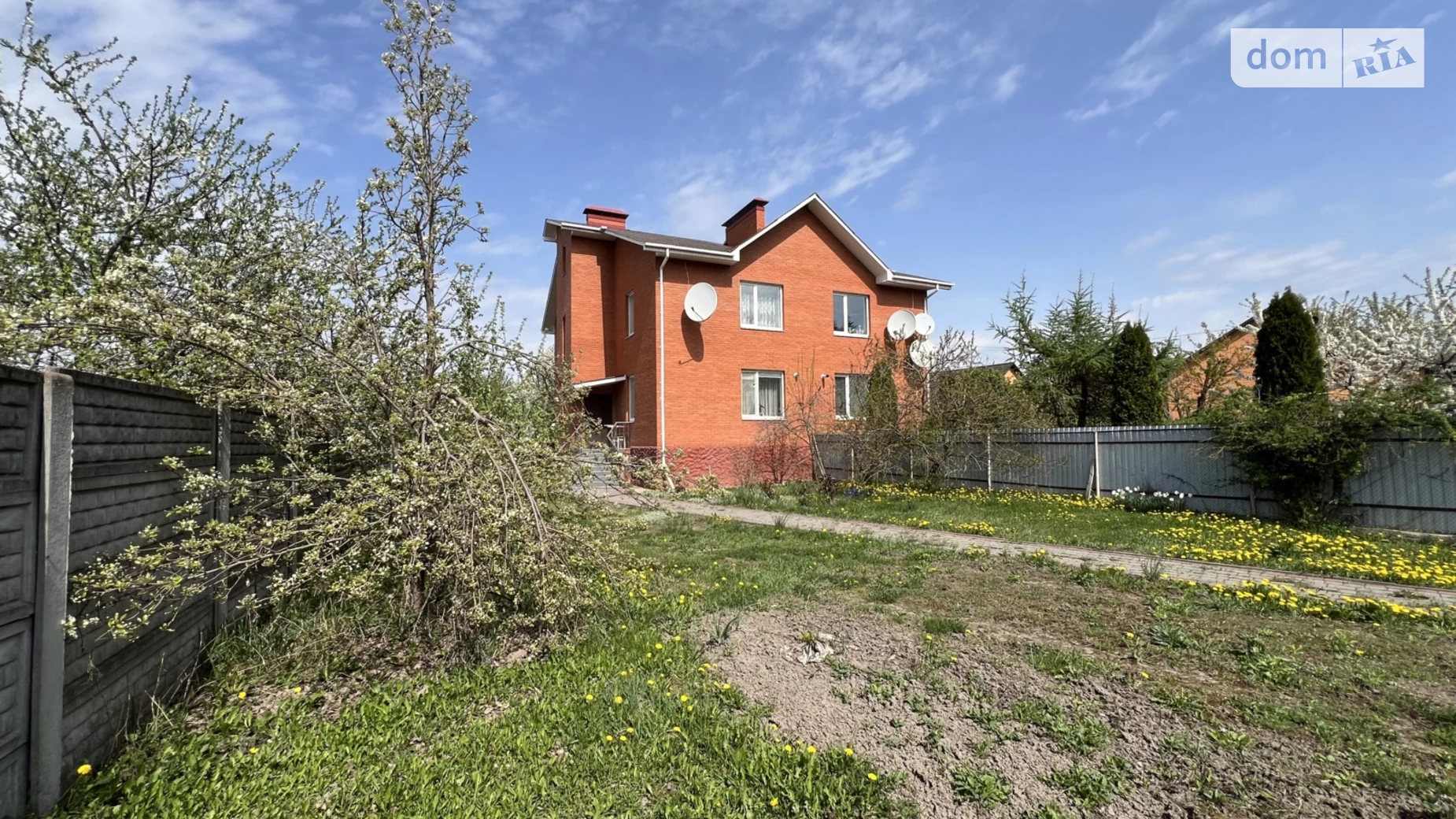 Продается дом на 2 этажа 250.2 кв. м с баней/сауной, цена: 135000 $ - фото 3