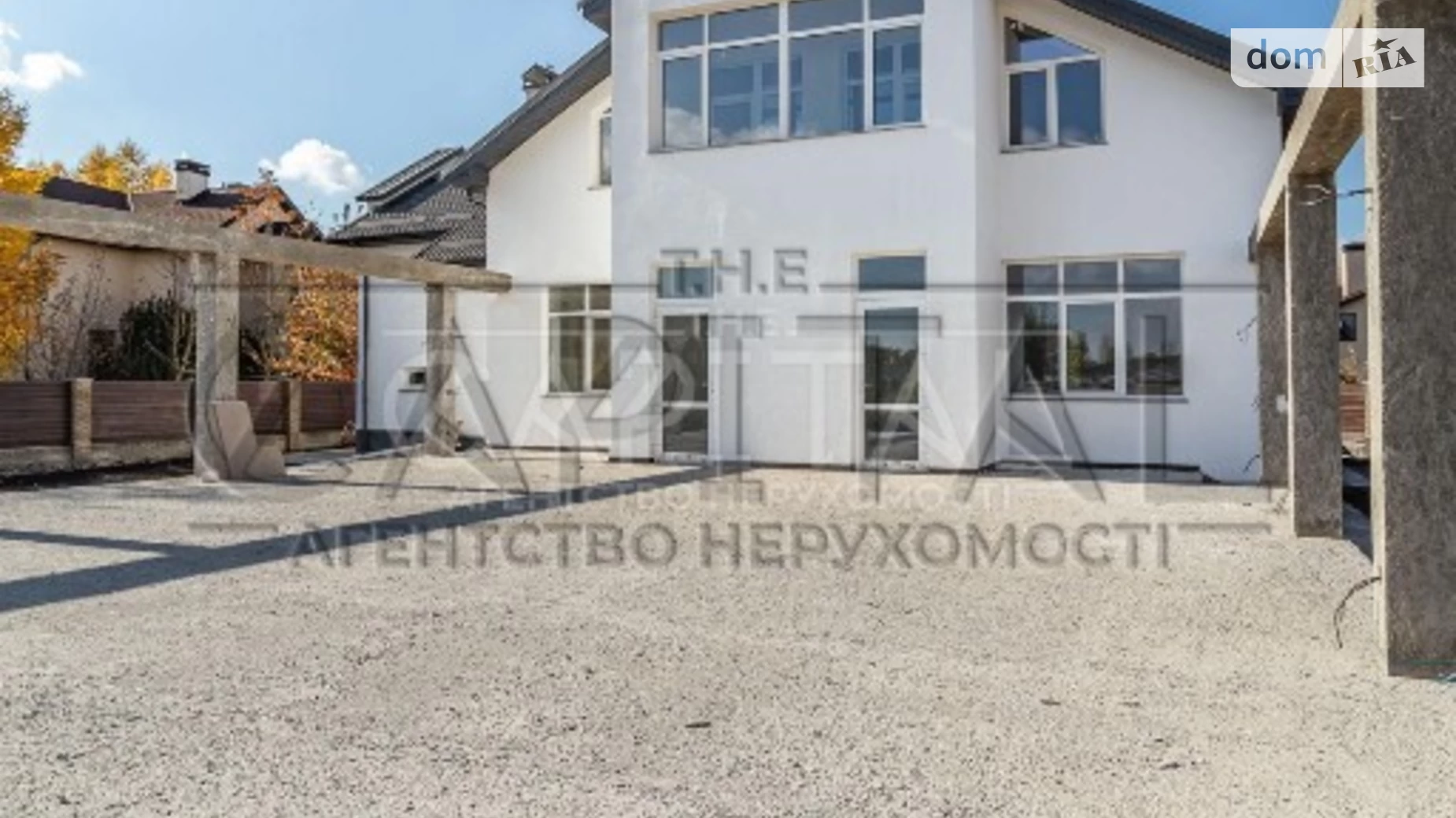 Продается дом на 2 этажа 409 кв. м с камином, цена: 750000 $ - фото 2