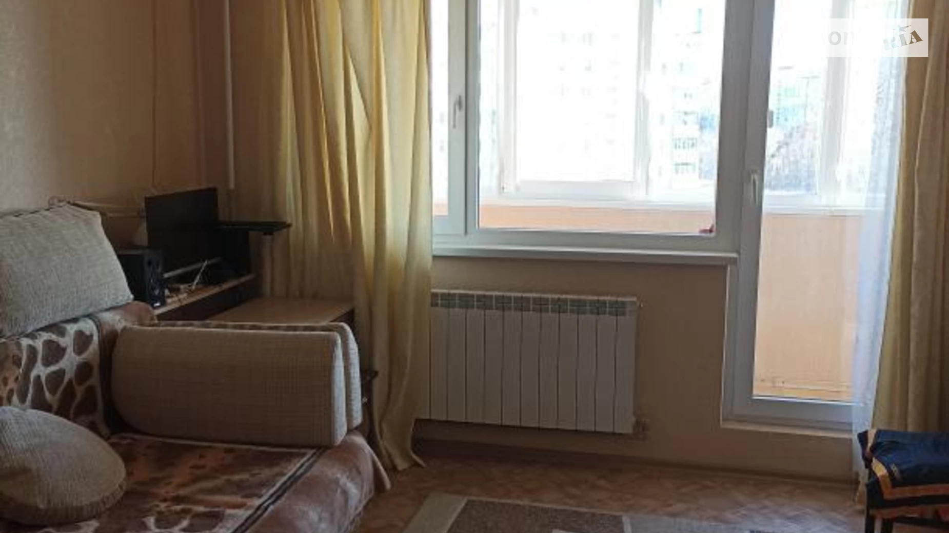 Продается 1-комнатная квартира 38 кв. м в Харькове, ул. Сергея Грицевца