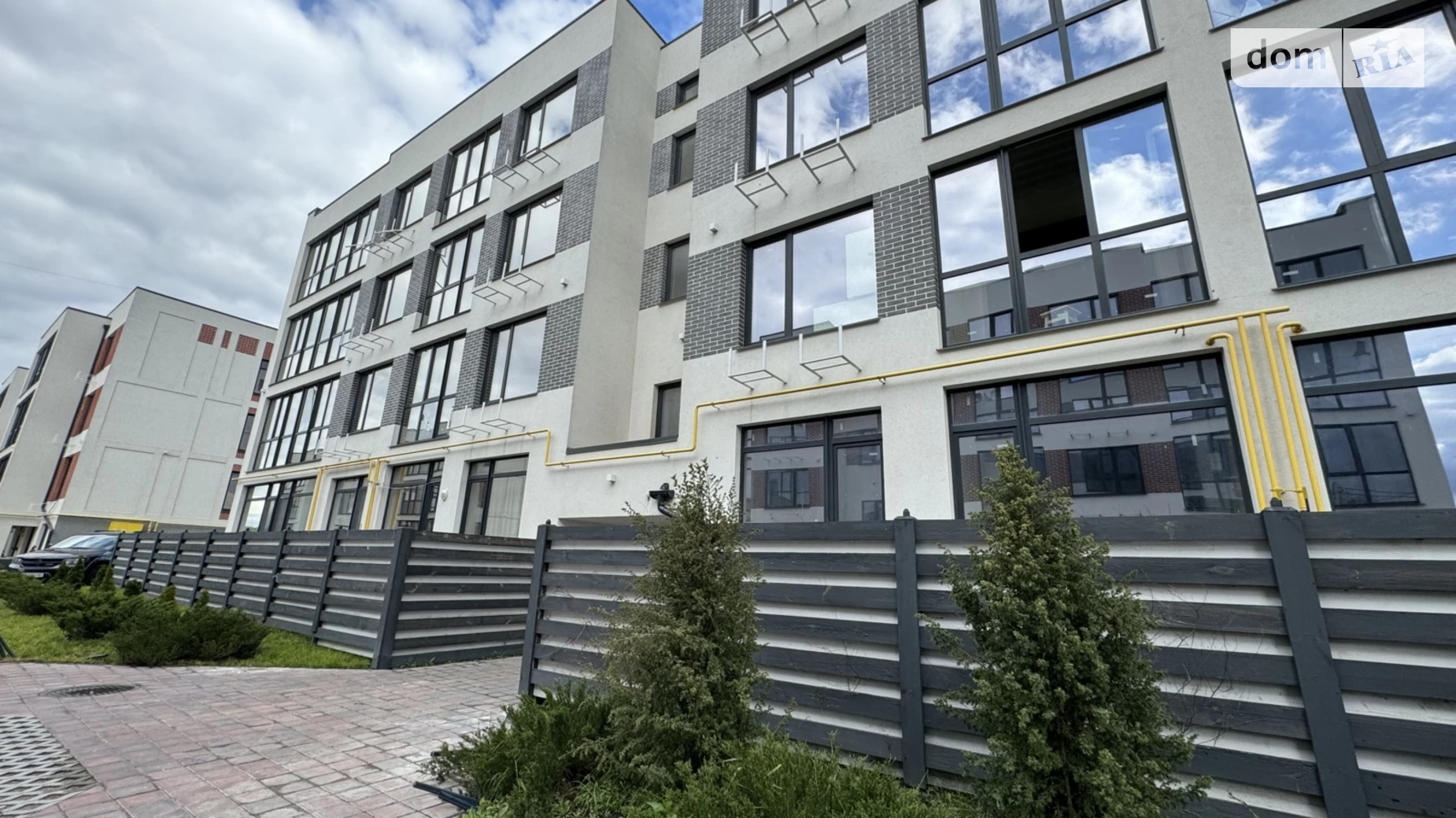 Продается 1-комнатная квартира 39 кв. м в Гостомеле, ул. Молодежная - фото 4