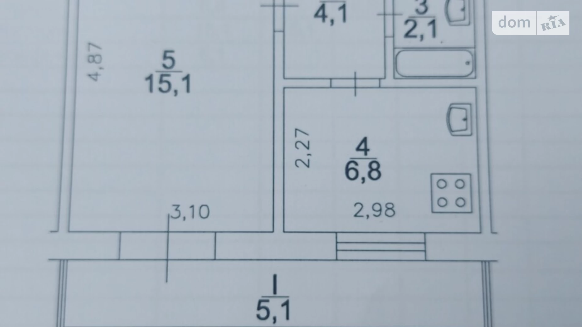 Продається 1-кімнатна квартира 35 кв. м у Києві, вул. Кубанської України, 20