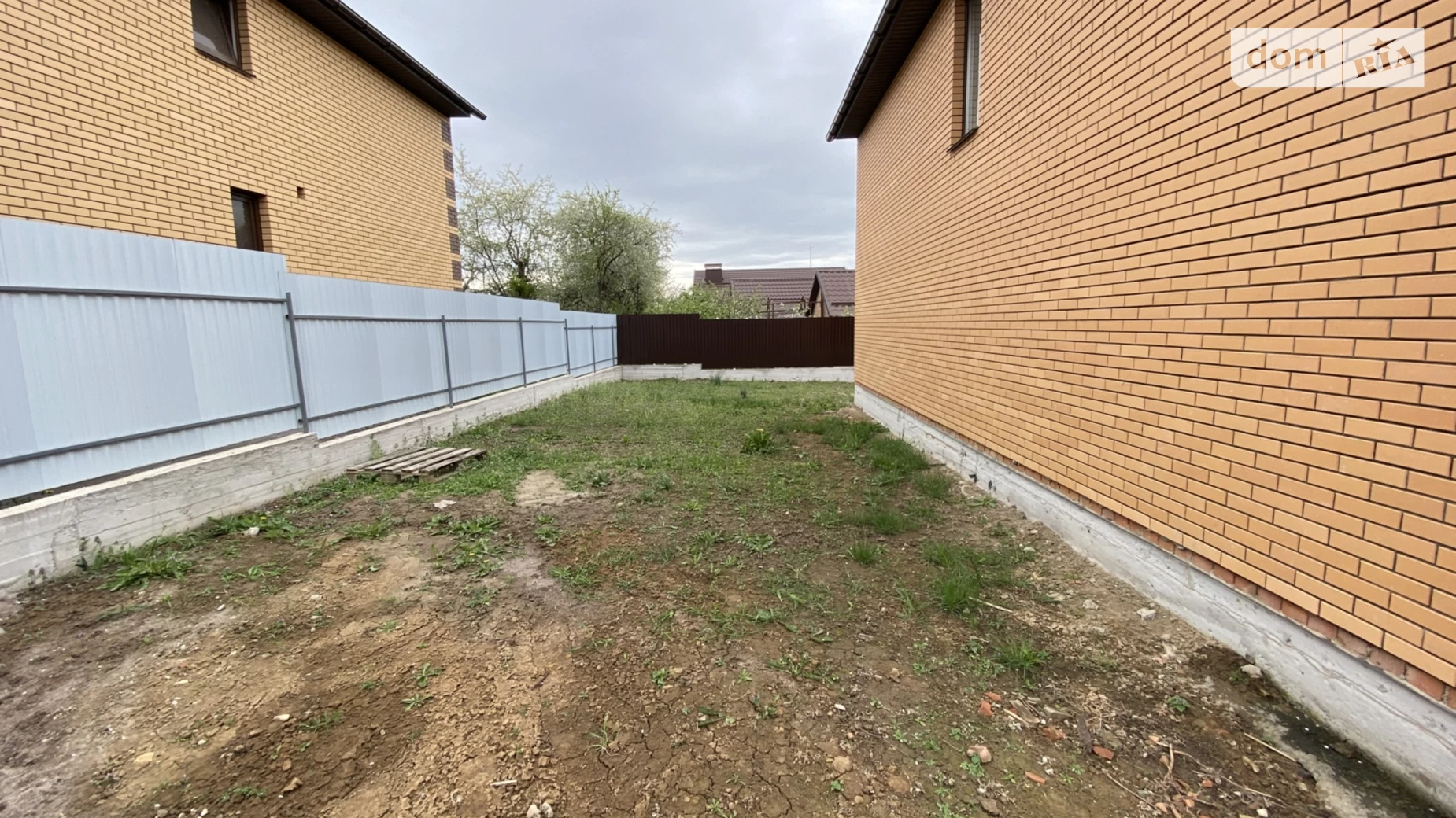 Продается дом на 2 этажа 125 кв. м с гаражом, цена: 88000 $ - фото 3