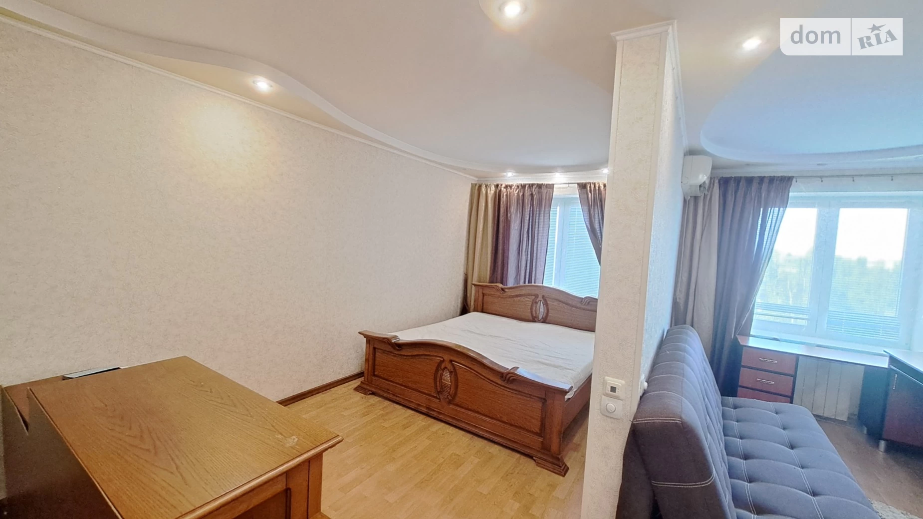 Продается 4-комнатная квартира 65 кв. м в Николаеве