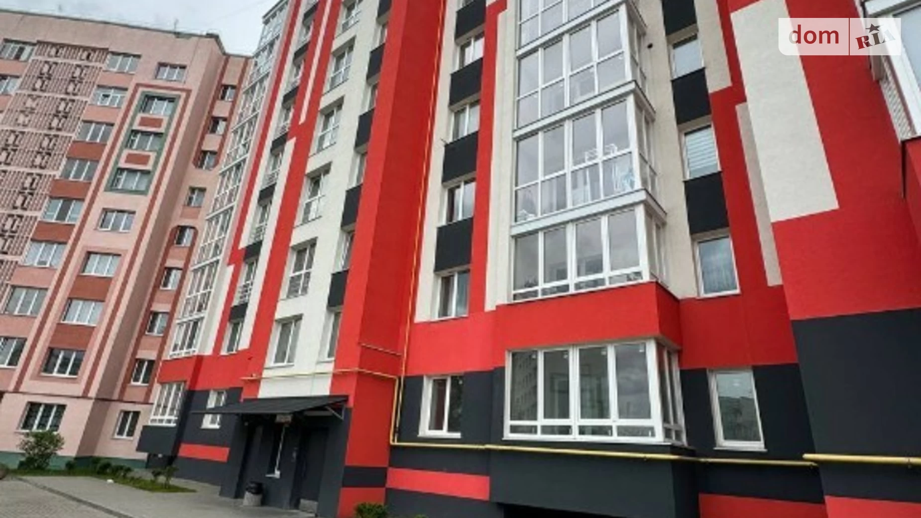 Продается 3-комнатная квартира 71.5 кв. м в Ровно, ул. Королева