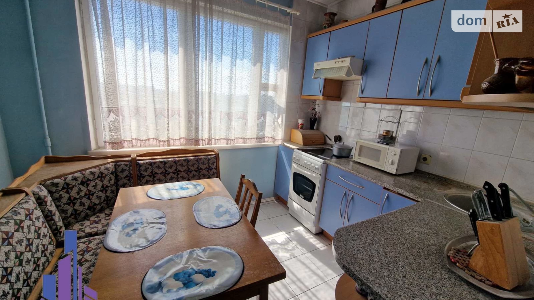 Продается 2-комнатная квартира 56 кв. м в Киеве, просп. Воскресенский(Перова), 48Б - фото 2