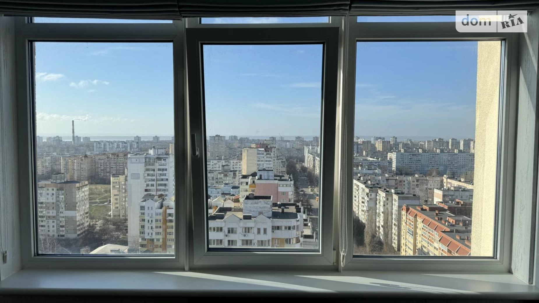 Продается 1-комнатная квартира 43 кв. м в Одессе, ул. Академика Сахарова, 3Б - фото 2