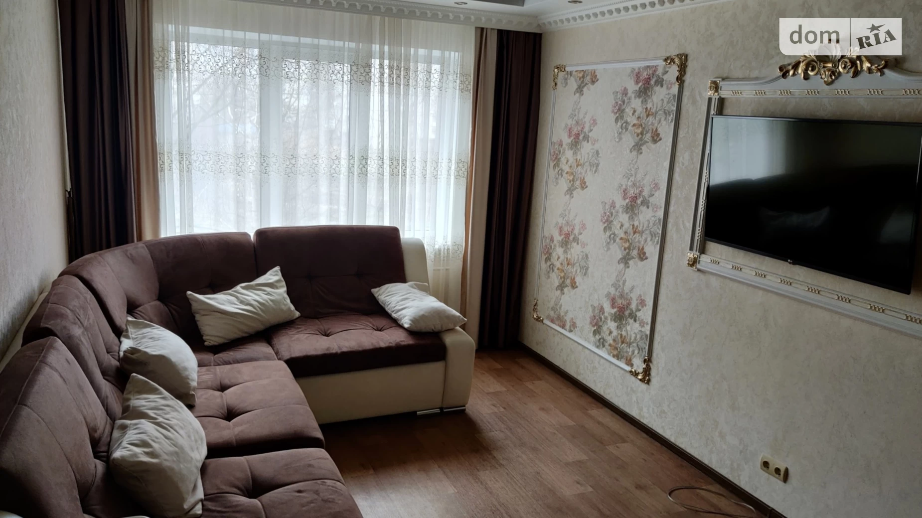 Продается 3-комнатная квартира 70 кв. м в Белой Церкви, ул. Героев Крут, 87