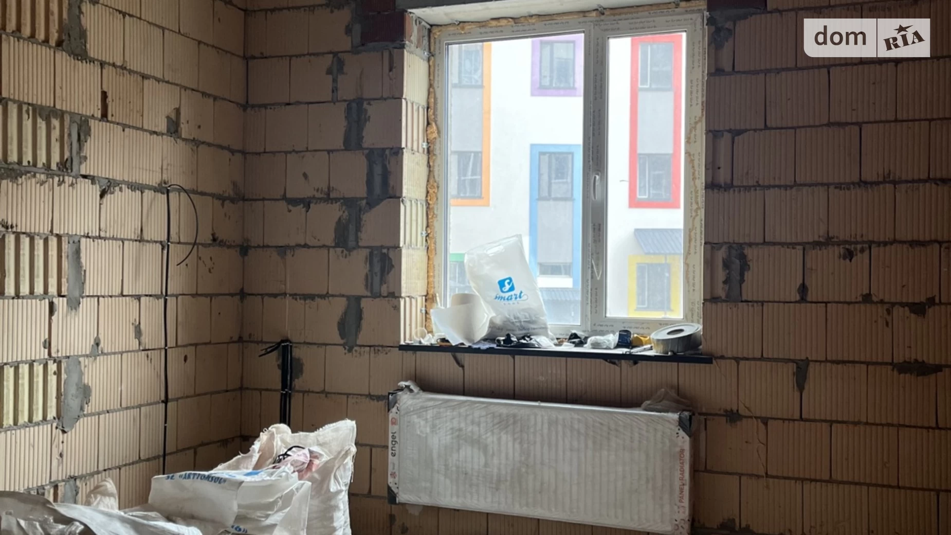 Продається 1-кімнатна квартира 42 кв. м у Броварах, вул. Героїв Крут, 14 - фото 2
