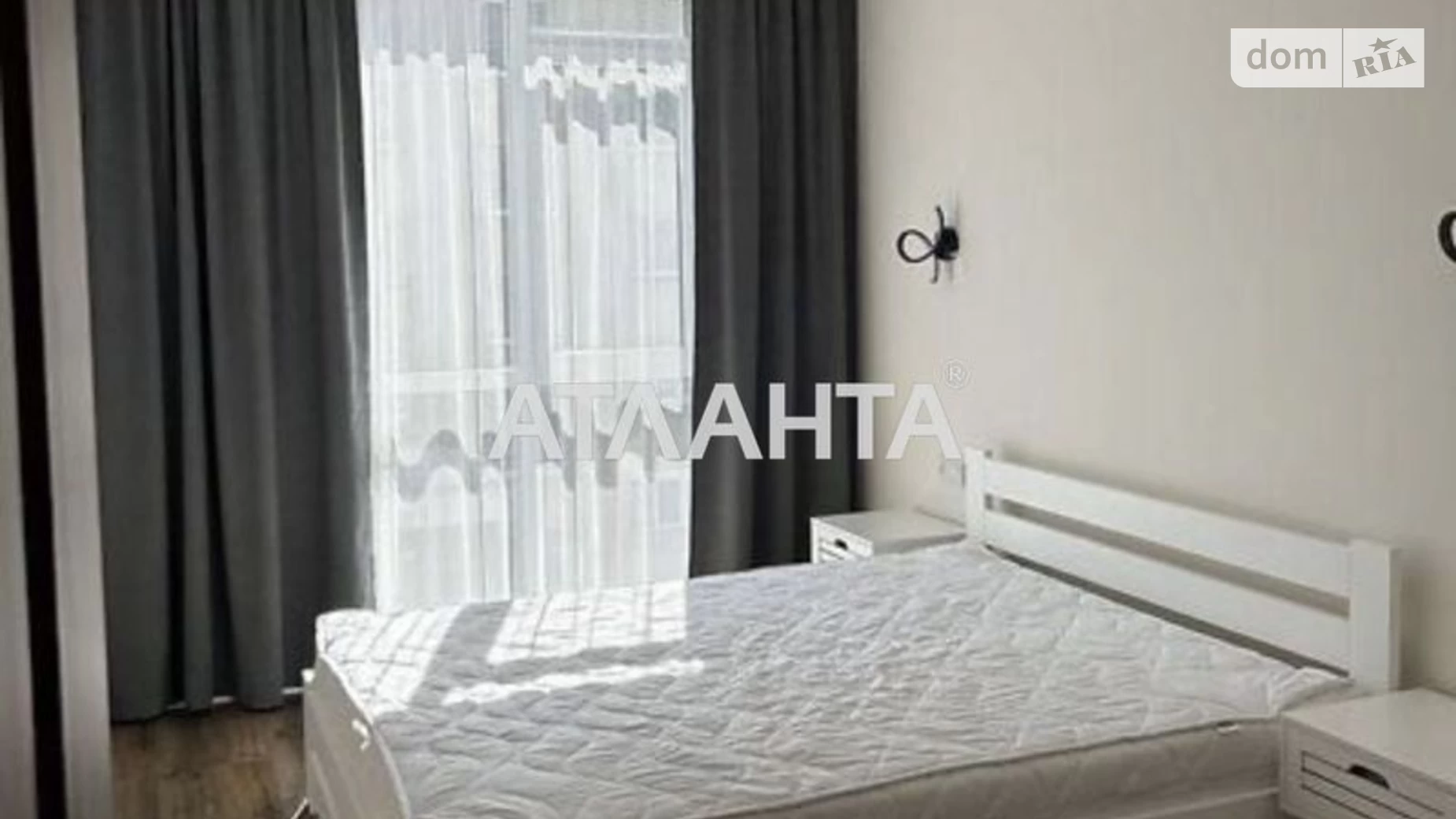 Продается 1-комнатная квартира 42.1 кв. м в Львове, ул. Зеленая
