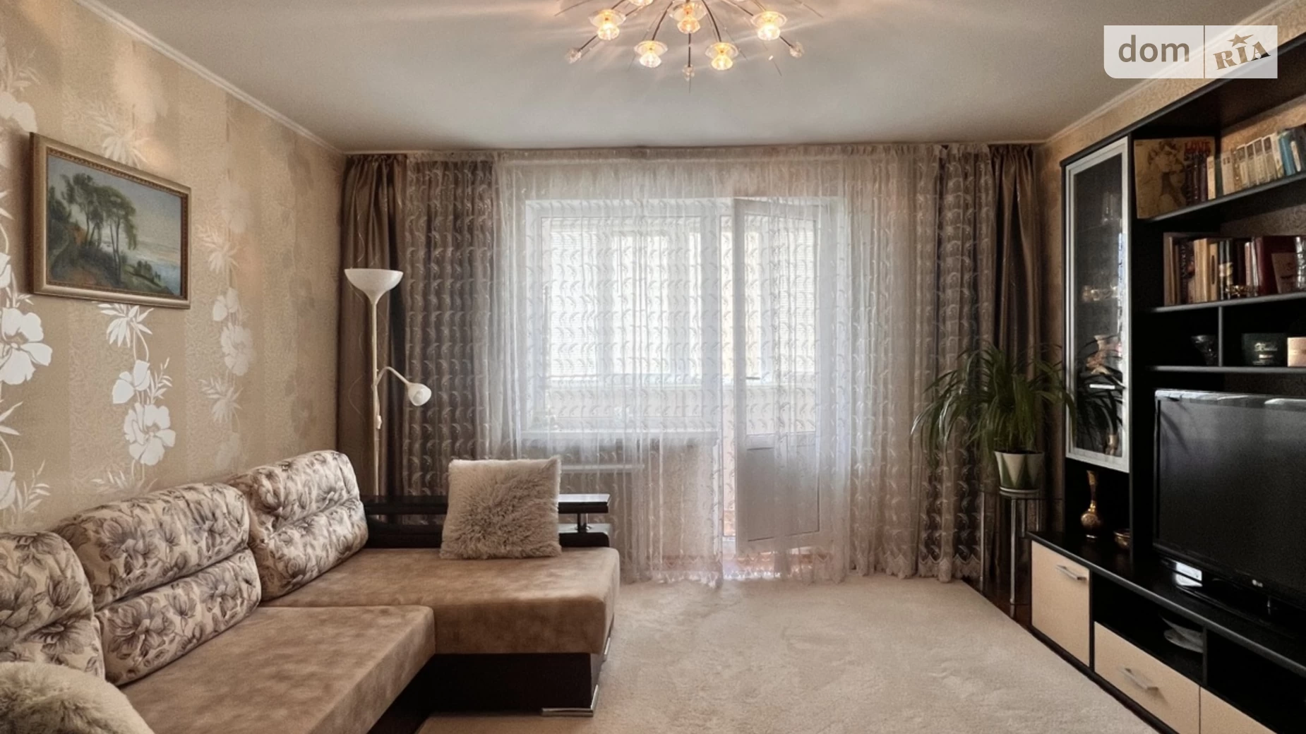 Продається 3-кімнатна квартира 66 кв. м у Одесі, вул. Академіка Корольова